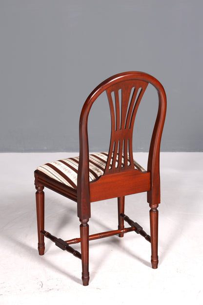 Wunderschöner Stuhl im Gustavianischem Stil Englisch Küchenstuhl Antik Stil Sekretär Stuhl