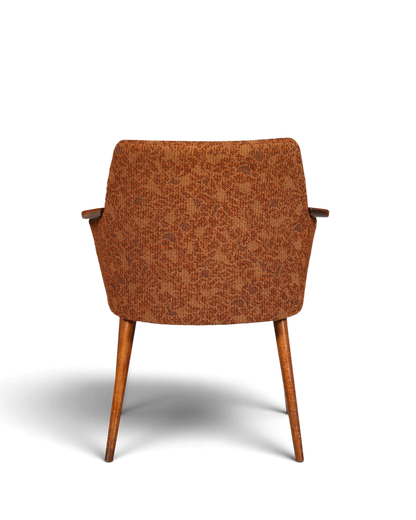 Hauptstadt Möblerei Mid Century Armlehnstuhl mit braunem strukturiertem Stoffbezug und konischen Holzbeinen, Rückansicht