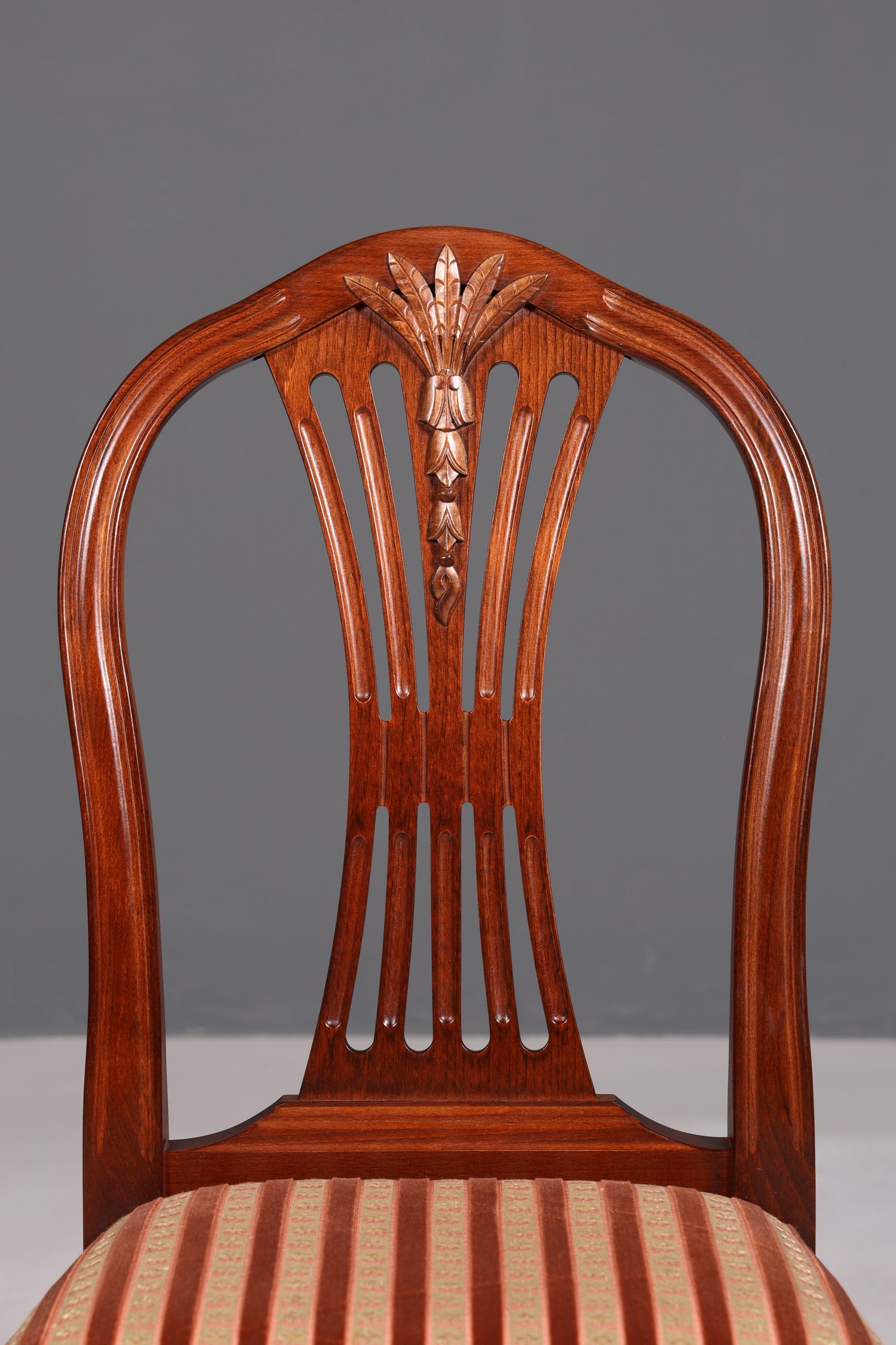 Traumhafter Stuhl im Gustavianischem Stil Englisch Küchenstuhl Antik Stil Sekretär Stuhl 2 von 2