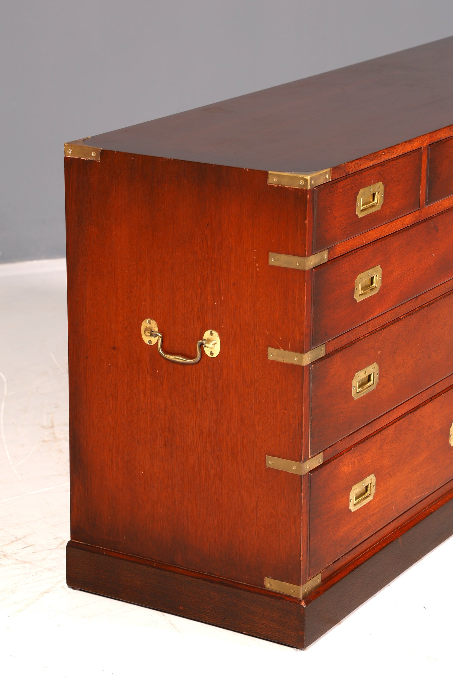 Traumhaftes Maritimes Sideboard Englische Military Chest Schiffskommode Antik Schrank Kolonial Vintage
