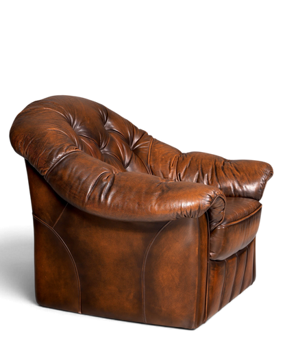 Hauptstadt Möblerei Chesterfield Sessel aus braunem Echtleder mit klassischer Knopfheftung im Vintage-Stil