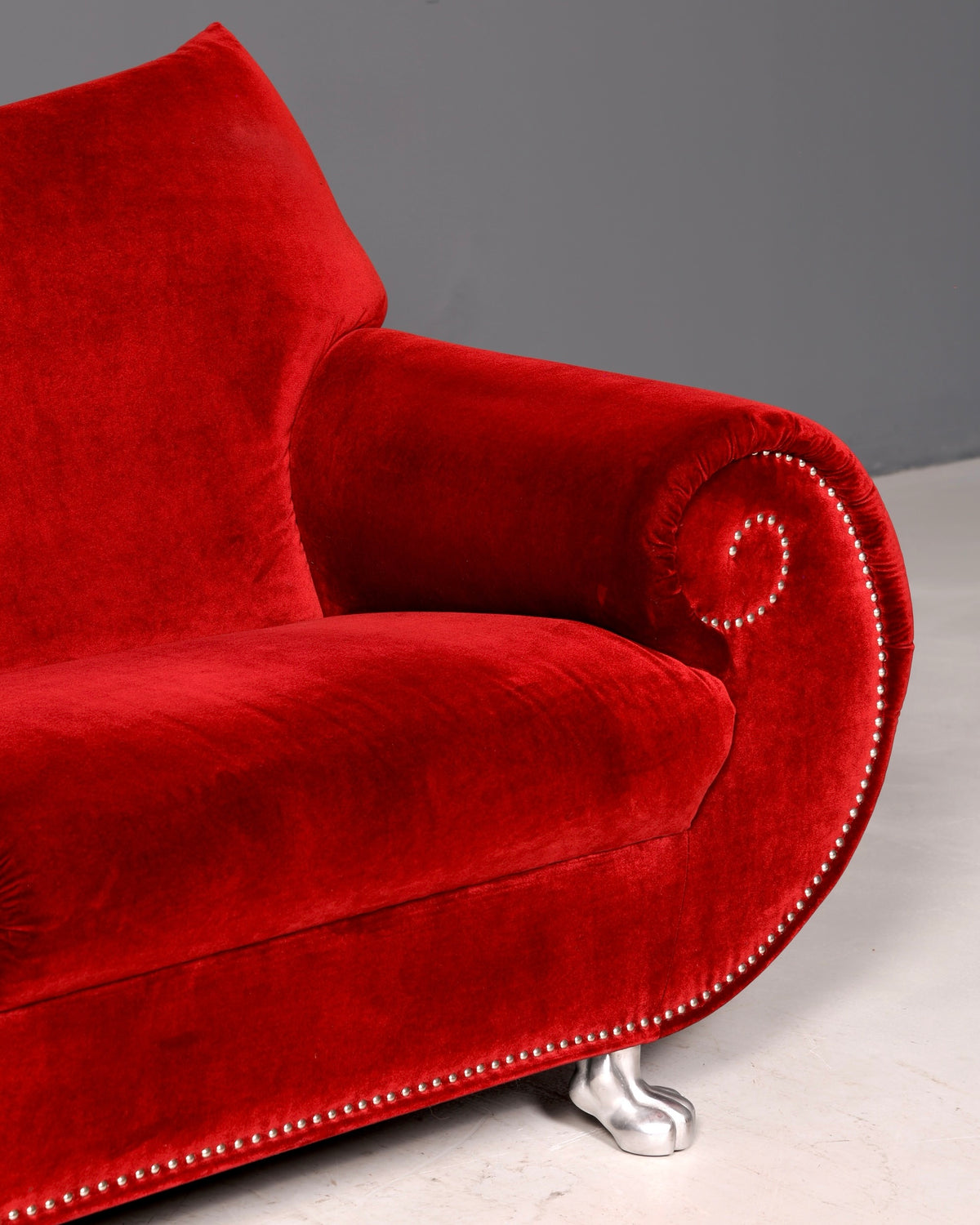 Opulentes Bretz Gaudi Rotes Samtsofa Designer Couch 3-Sitzer Sofa Barock Bordeaux Samt