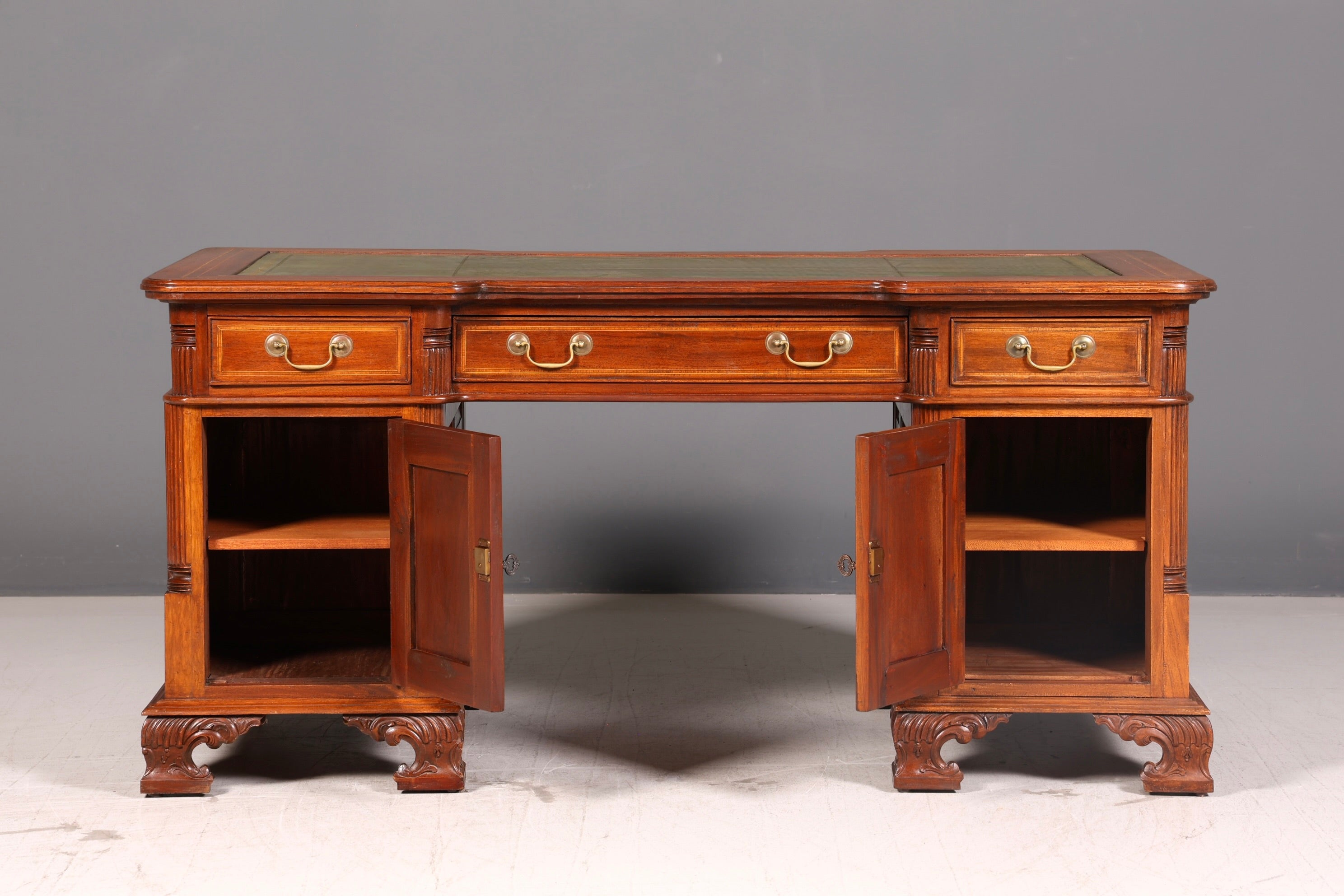 Wunderschöner Englischer Schreibtisch echt Lederauflage Bürotisch Office Desk Antik Vintage