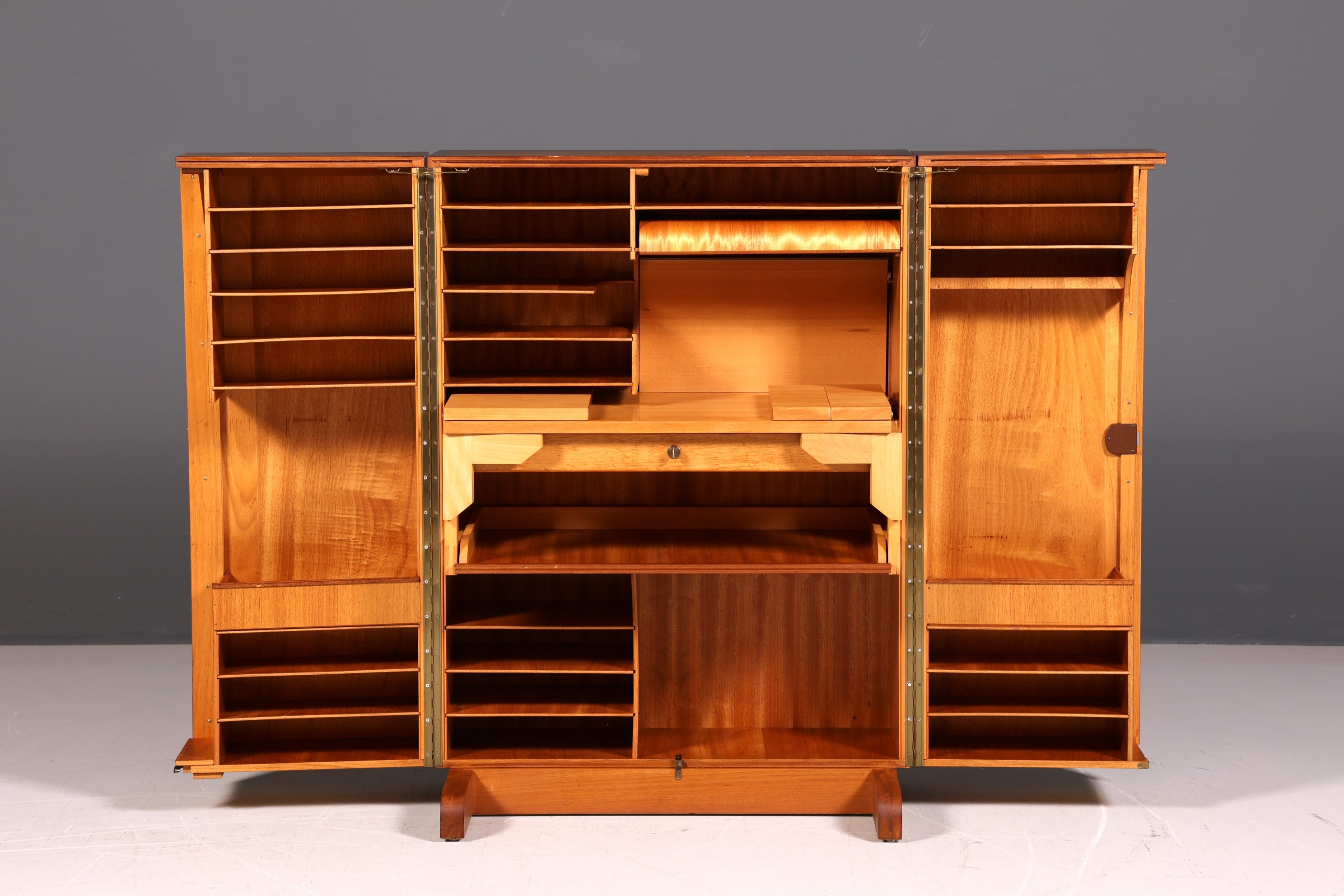 Seltener Magic Box Sekretär Mummenthaler &amp; Meier Mid Century Schreibkommode Büro Schrank Schweiz