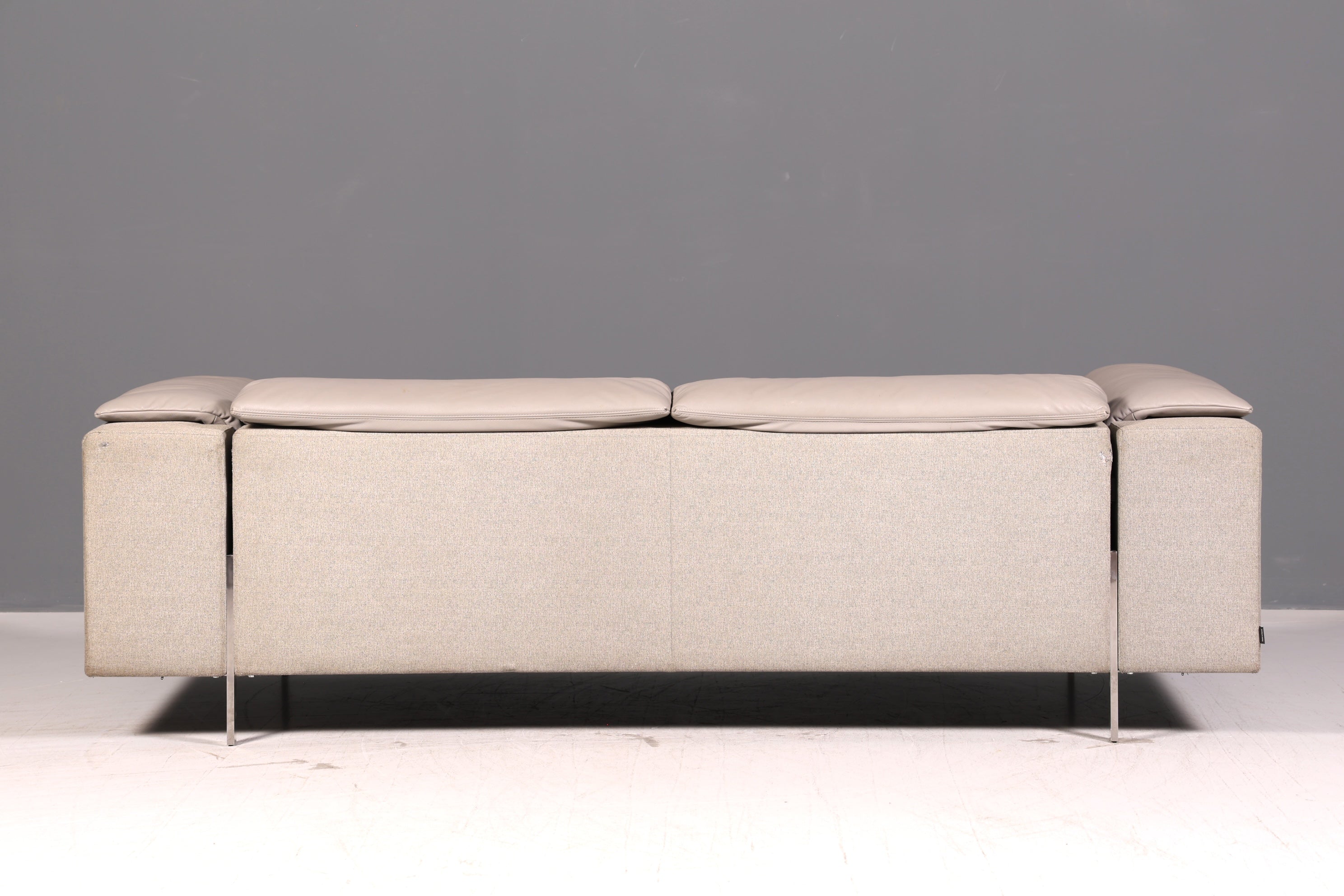 Wunderschönes Sofa der Marke Ligne Roset Grau Echtleder &amp; Stoff Couch Designer Sofa Wohnzimmer