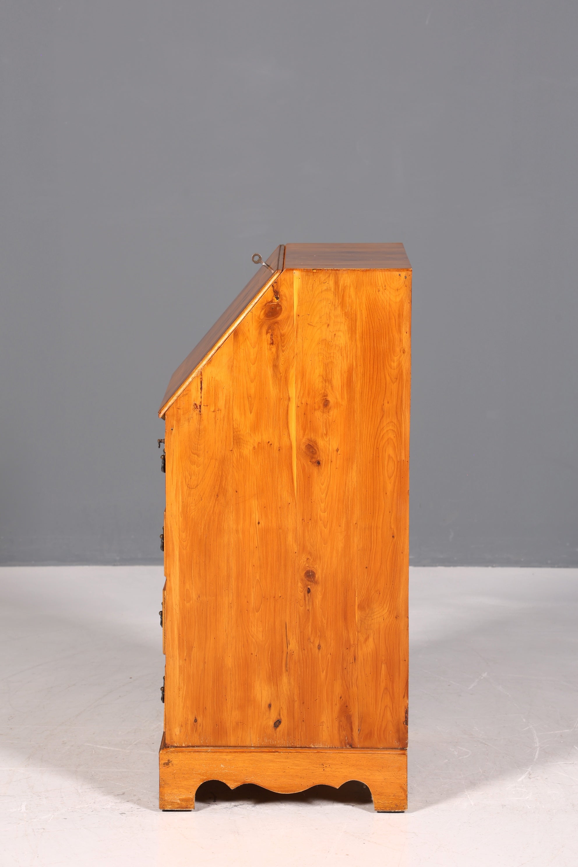 Schlichter Englischer Sekretär Englisch Schreibtisch Desk Bürotisch echt Lederauflage 60s Office Table