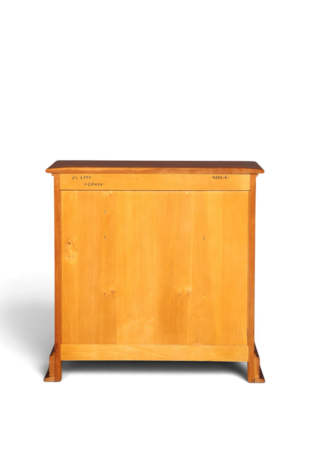 Hauptstadt Möblerei Kommode aus massivem Eibenholz im Biedermeier Stil, Rückansicht des antiken Sideboards