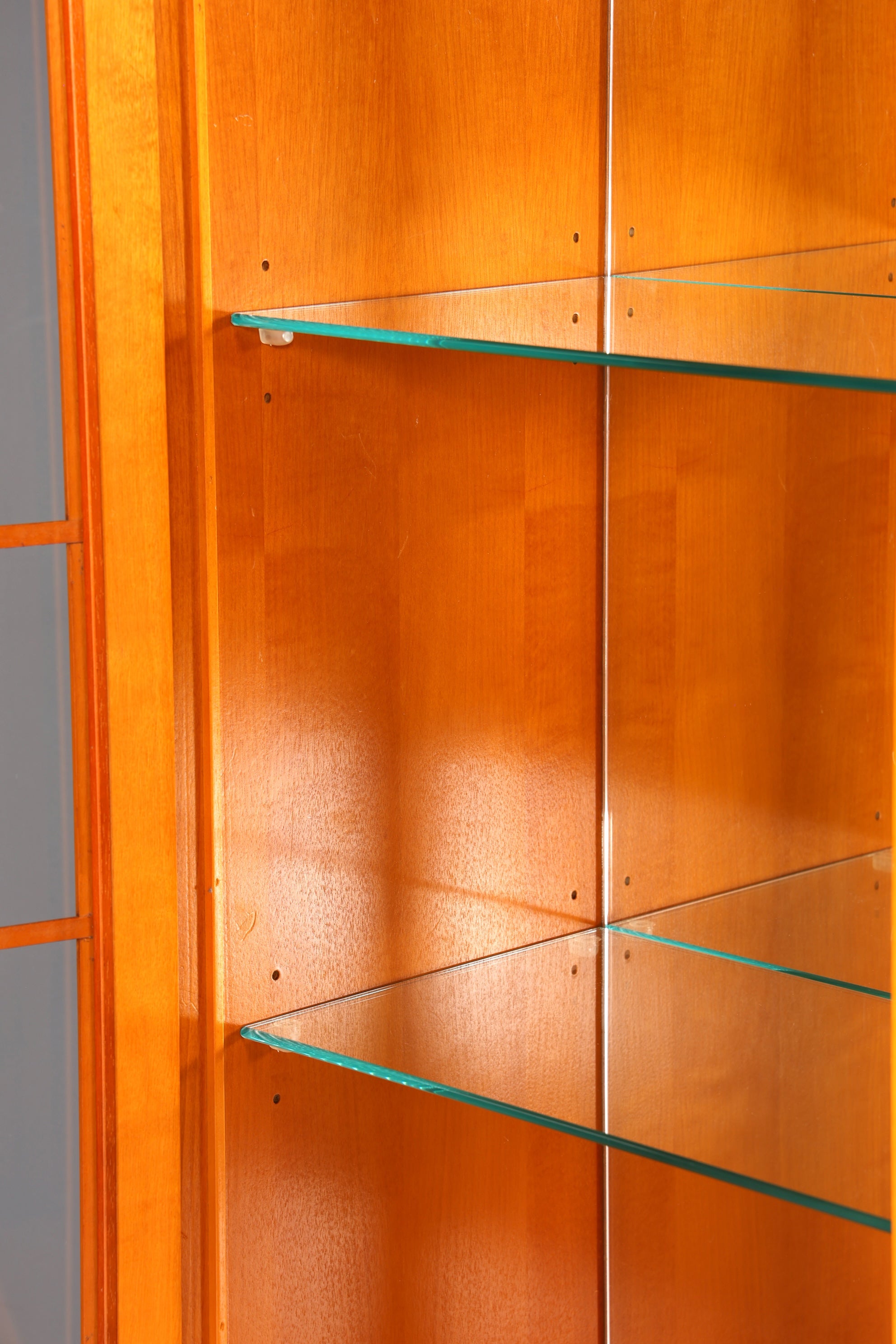 Wunderschöne Englische Vitrine Bücherschrank Buffet Antik Stil Englisch Eibe Glasvitrine Bibliothek