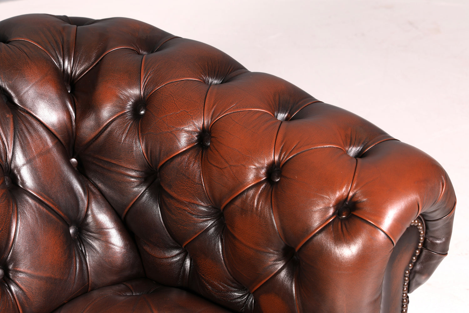 Wunderschönes Original Chesterfield Sofa 2-Sitzer Couch Englisches echt Leder Sofa UK 1 von 2