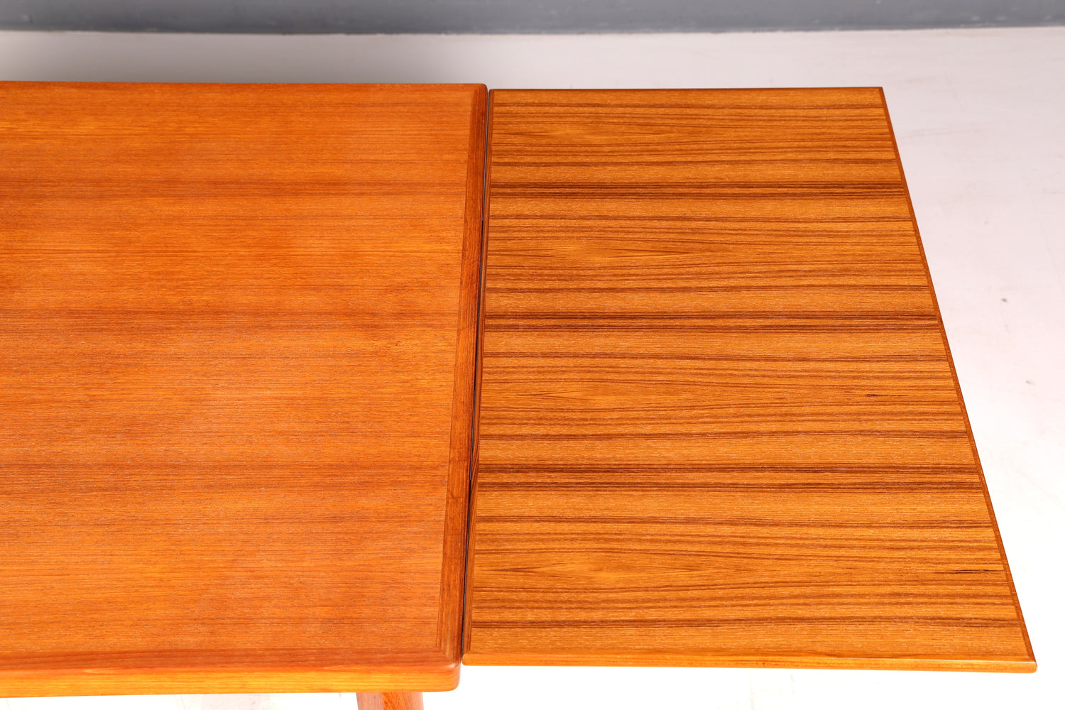 G716 Finish Traumhafter Mid Century Esstisch ausziehbarer Danish Design Teak Holz Küchentisch Esszimmer Tisch (Kopie)