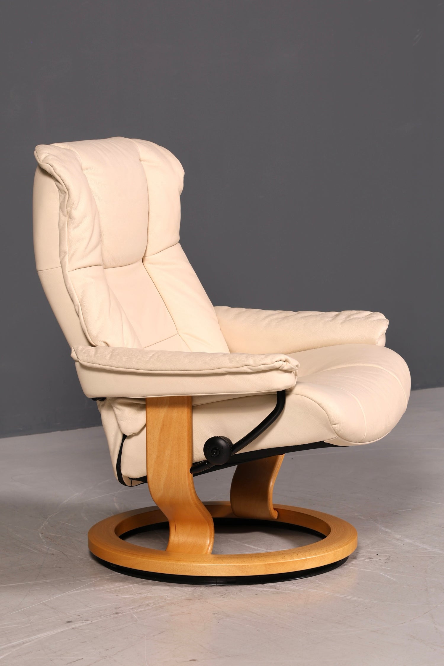 Original Stressless Mayfair Relax Sessel mit Hocker Echt Leder Komfort Design
