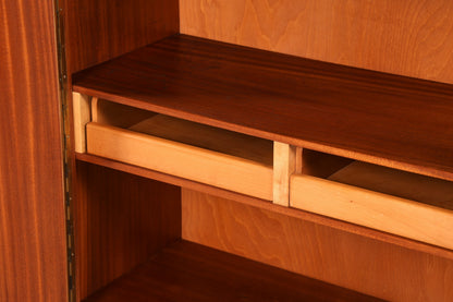 Wunderschöner Mid Century Schrank 60er Jahre Wäscheschrank Aktenschrank Kommode Vertiko Highboard Vintage