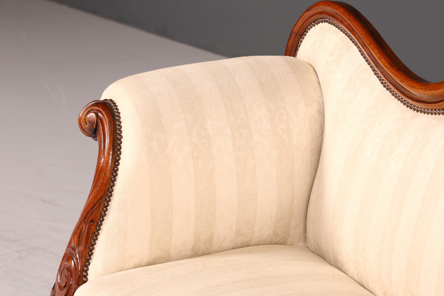 Wunderschönes Original Biedermeier Sofa Antik Louis Philippe Couch 3-Sitzer Creme Gestreift Polstersofa Récamiere