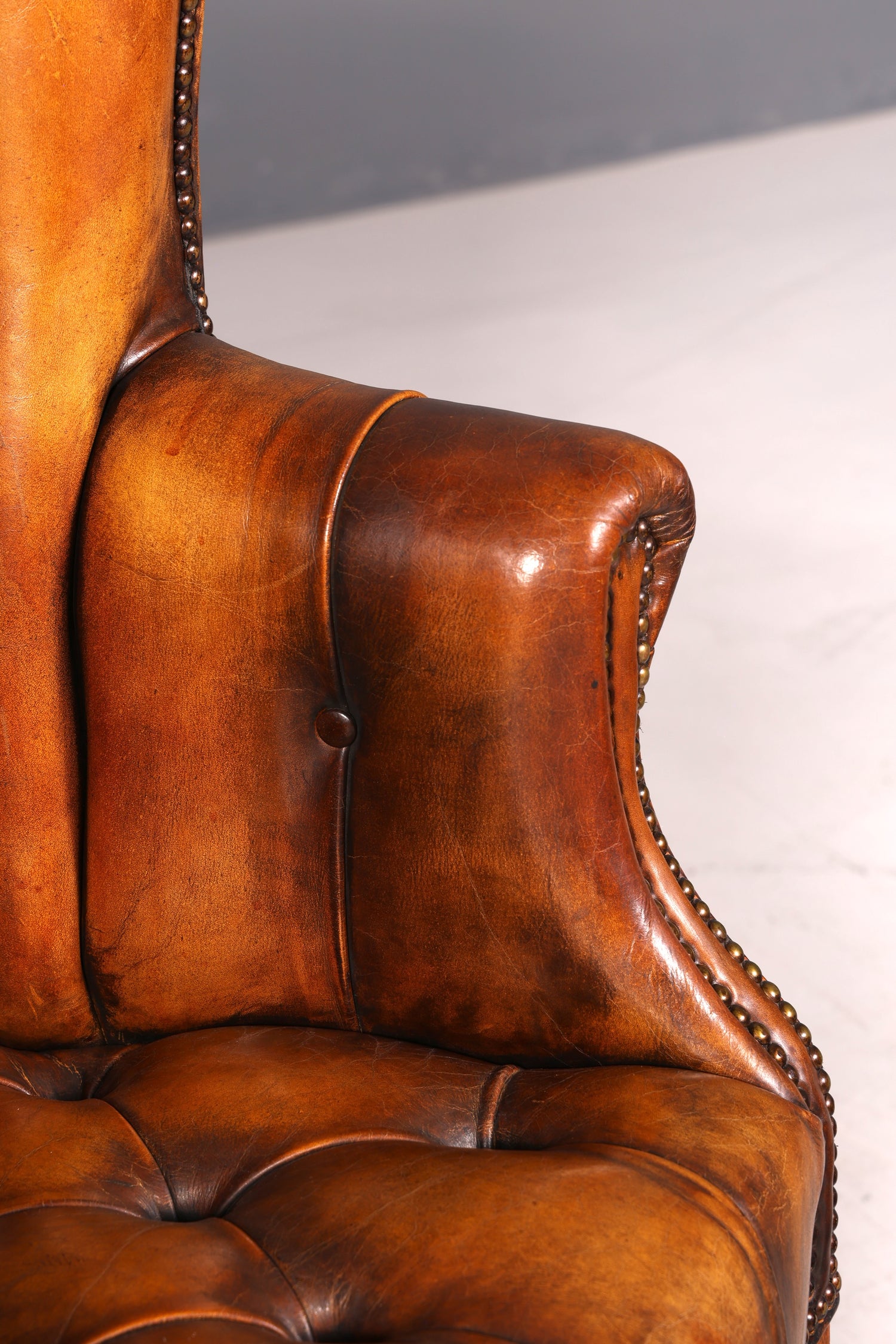 Seltener Original Chesterfield Ohrenbacken Sessel Englisch Leder Herrensessel UK Armlehnsessel