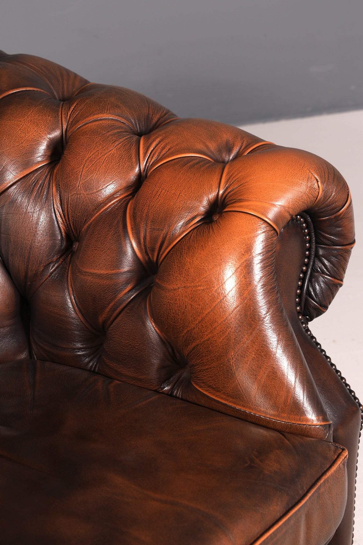G155 Finish cm Wunderschöner Original Chesterfield Centurion Sessel Englischer Armlehnsessel Englisch Herrensessel (Kopie)