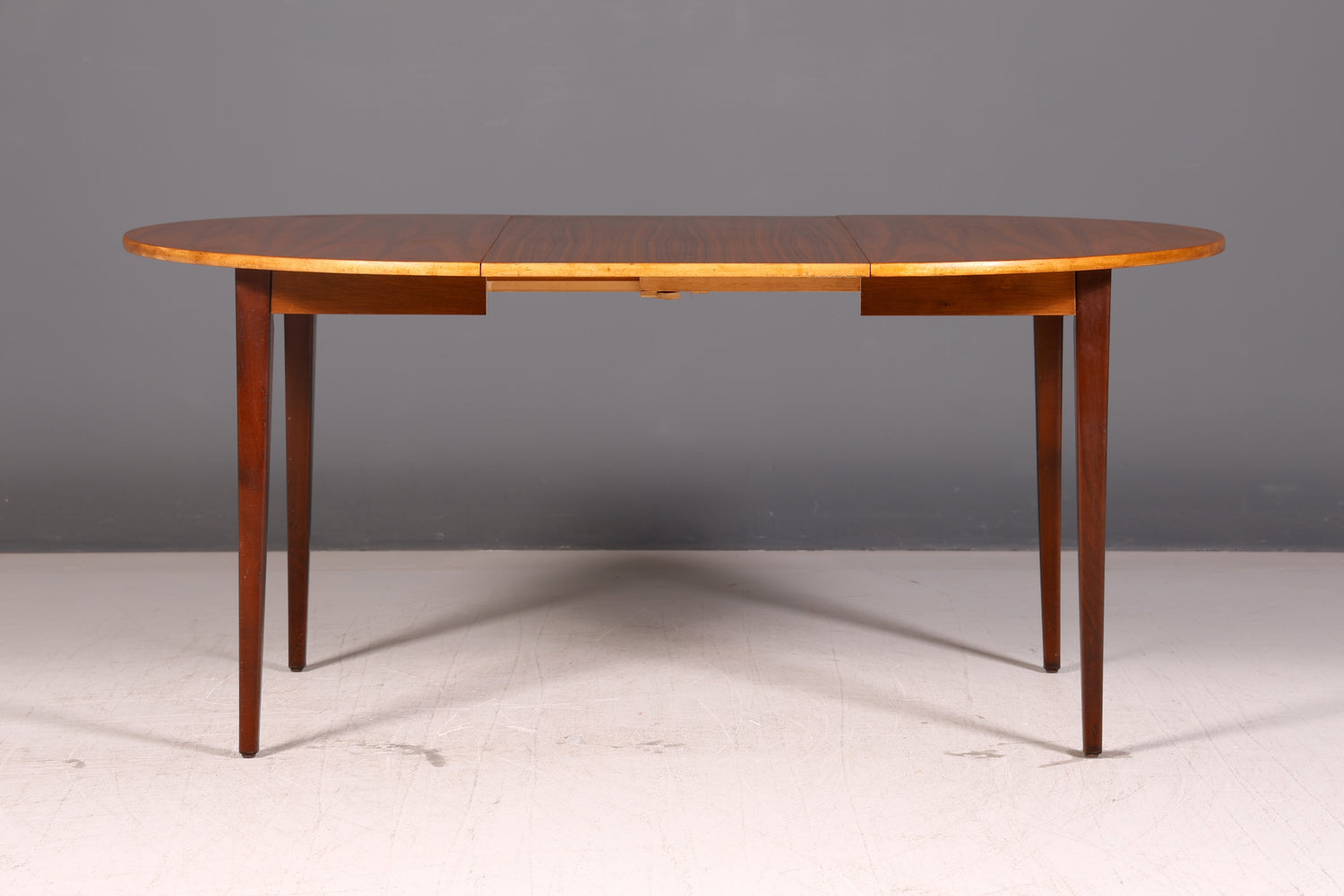 Schlichter Mid Century Esstisch ausziehbar Rund Vintage Tisch Retro Küchentisch 60s