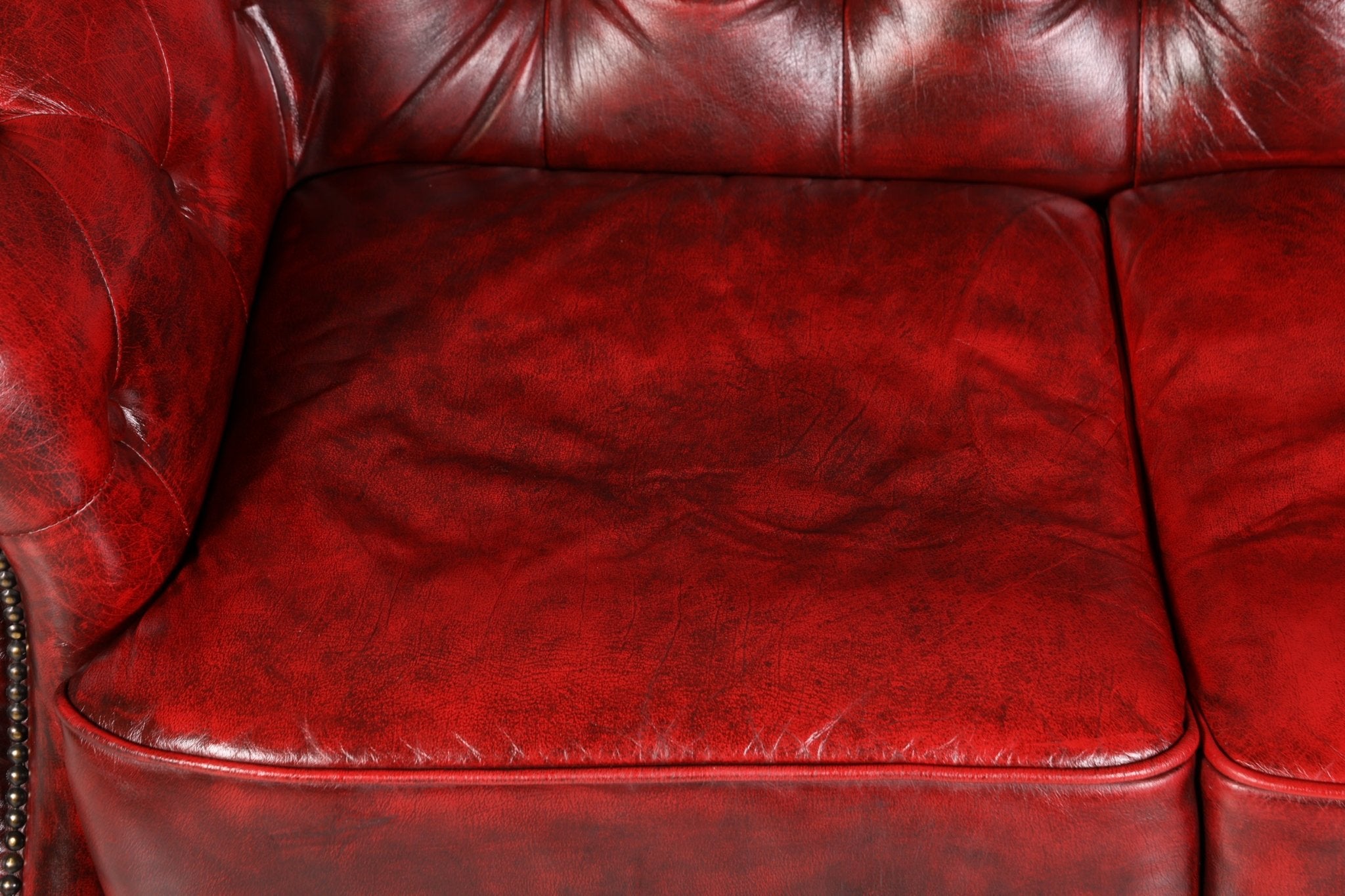 Wunderschöne Original Chesterfield 2-Sitzer Couch Englisches echt Leder Oxblood Sofa UK