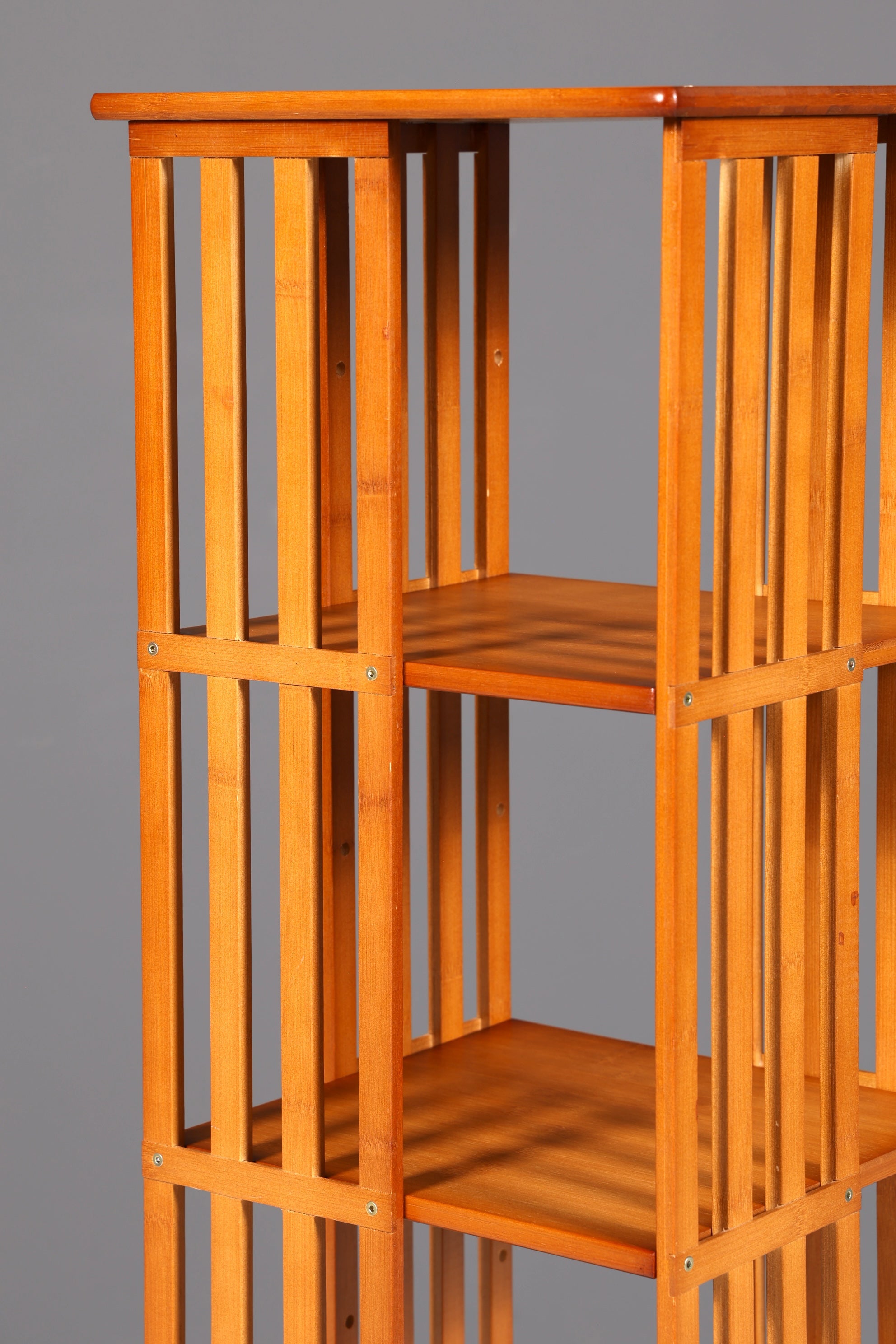 Traumhaftes Englisches drehbares Bücherregal UK Revolving Bookcase Regal