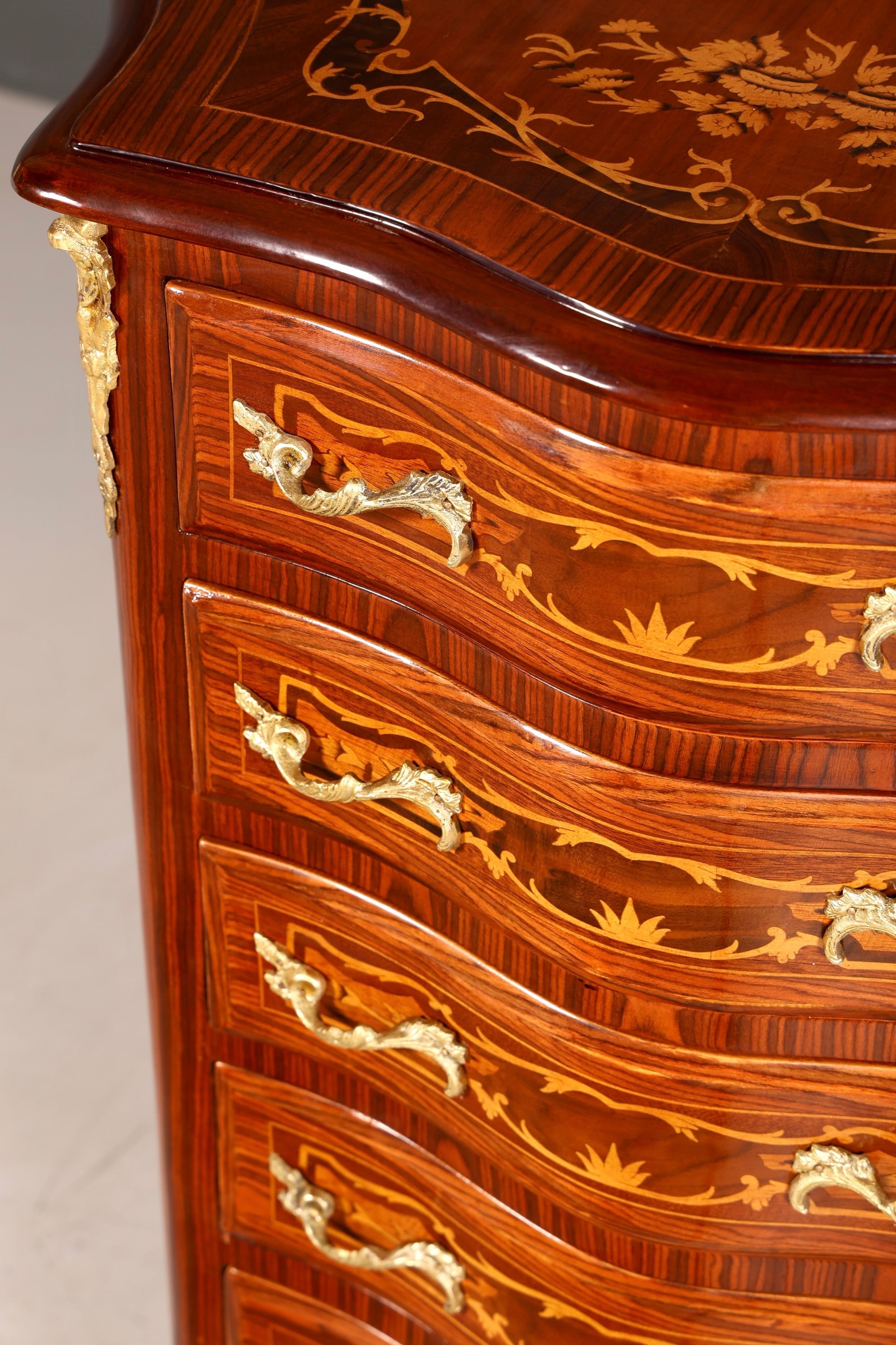 Stilvolles Barock Stil Louis XV Highboard Intarsien Vertiko Kommode Schubladenkommode