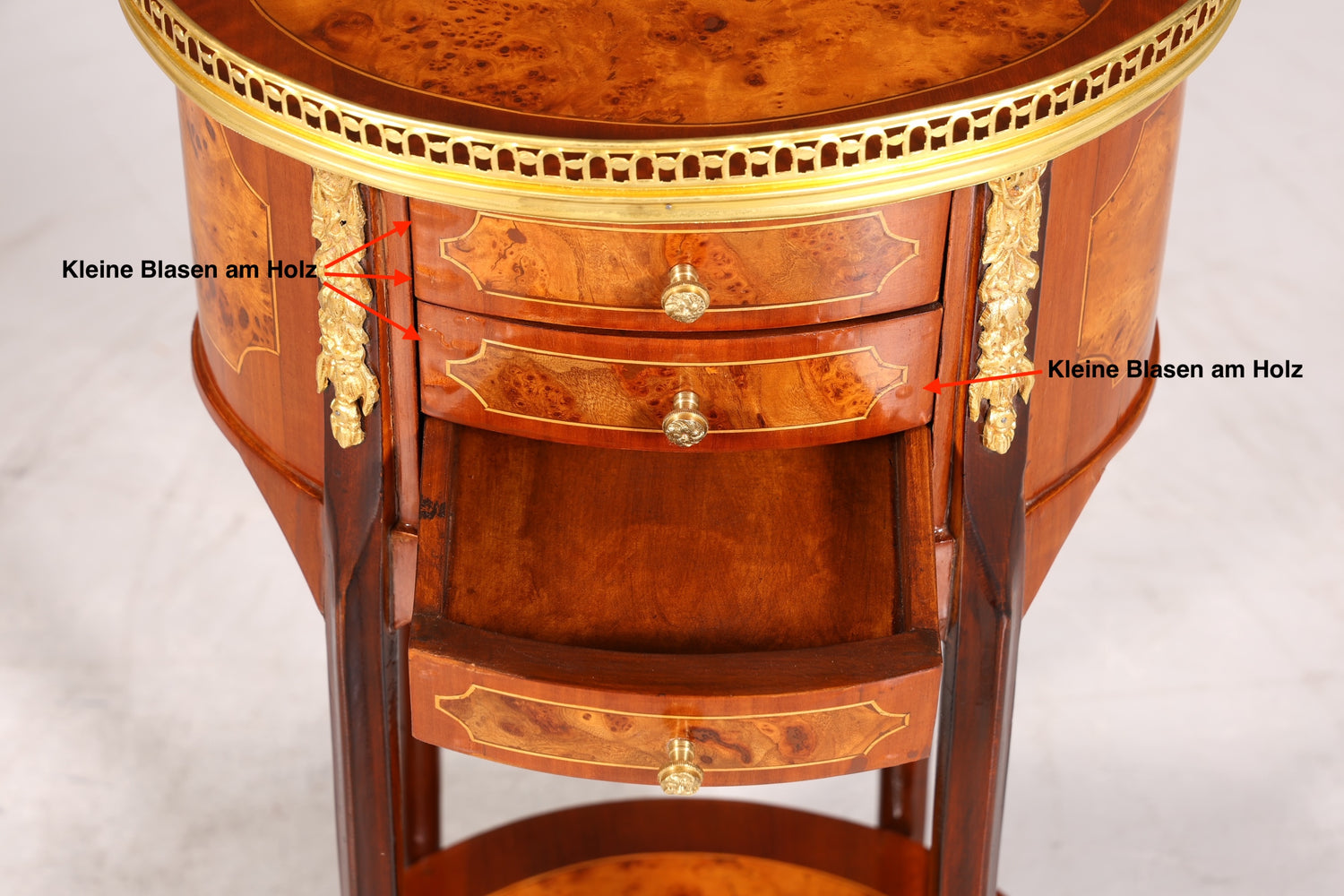 Wunderschöner Barock Louis XV Stil Beistelltisch Ablagetisch massiv Kommode Antik Stil