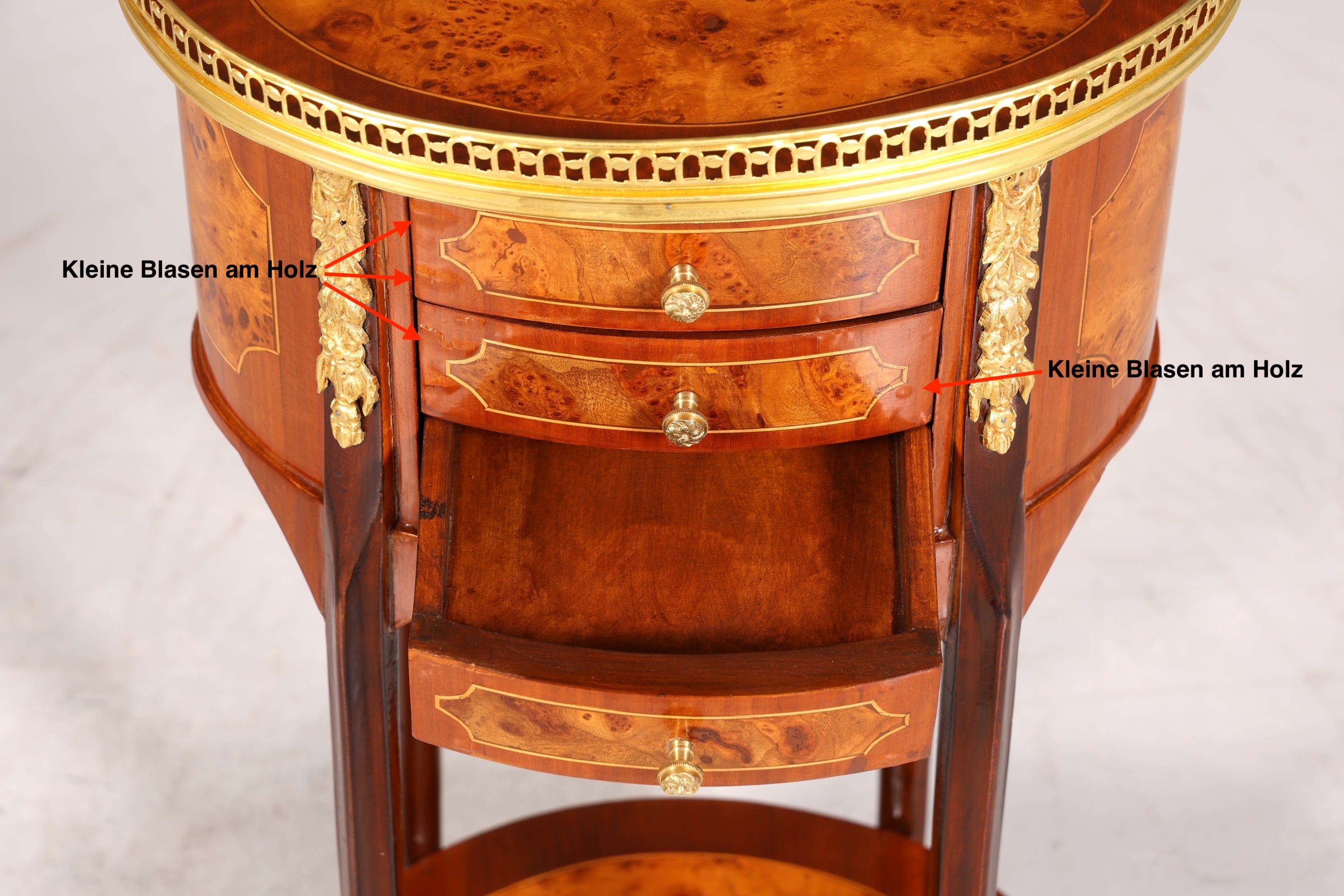 Wunderschöner Barock Louis XV Stil Beistelltisch Ablagetisch massiv Kommode Antik Stil