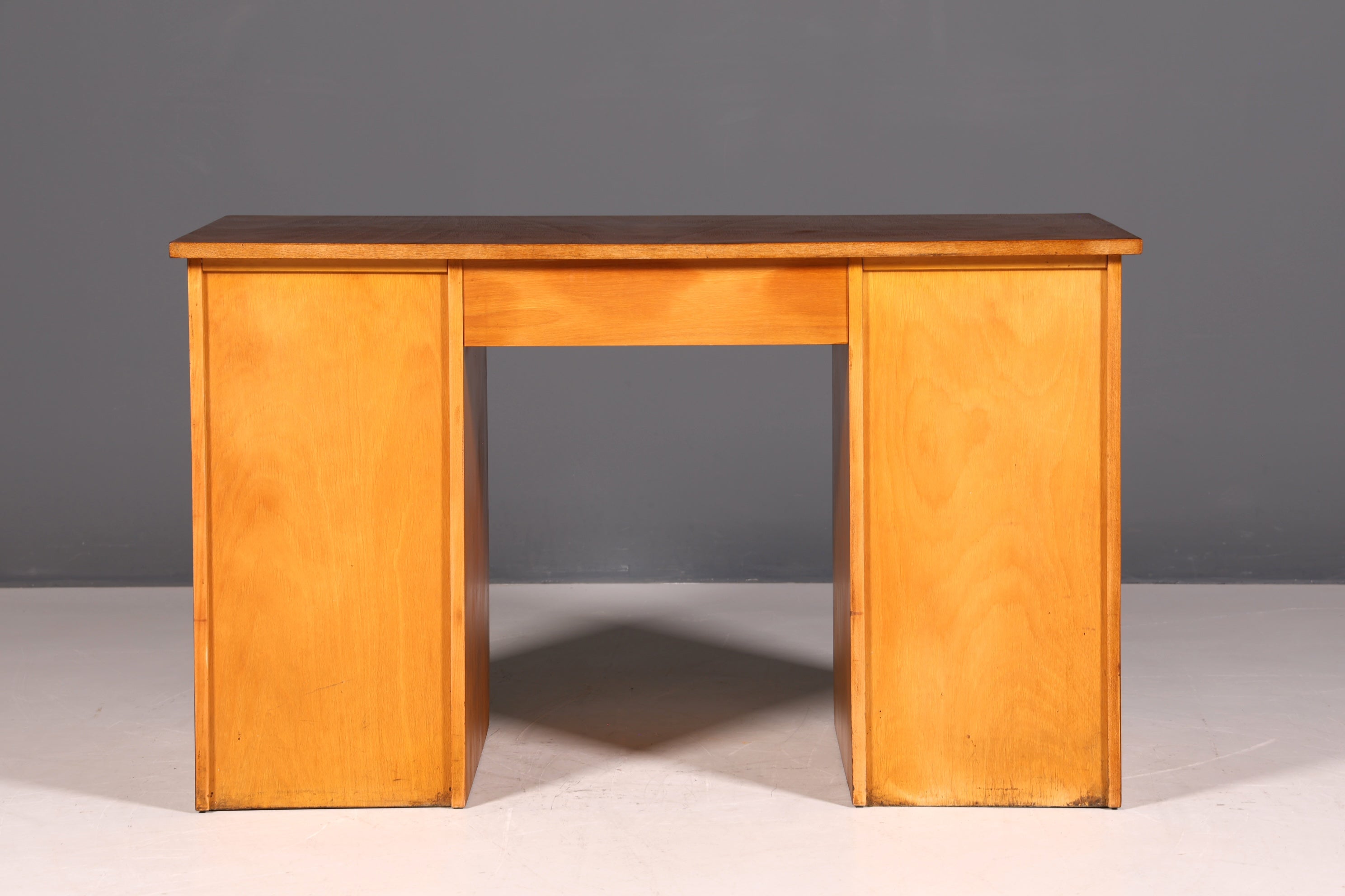 Stilvoller Bauhaus Rollladen Schreibtisch Mid Century echt Holz Bürotisch Vintage Office Table