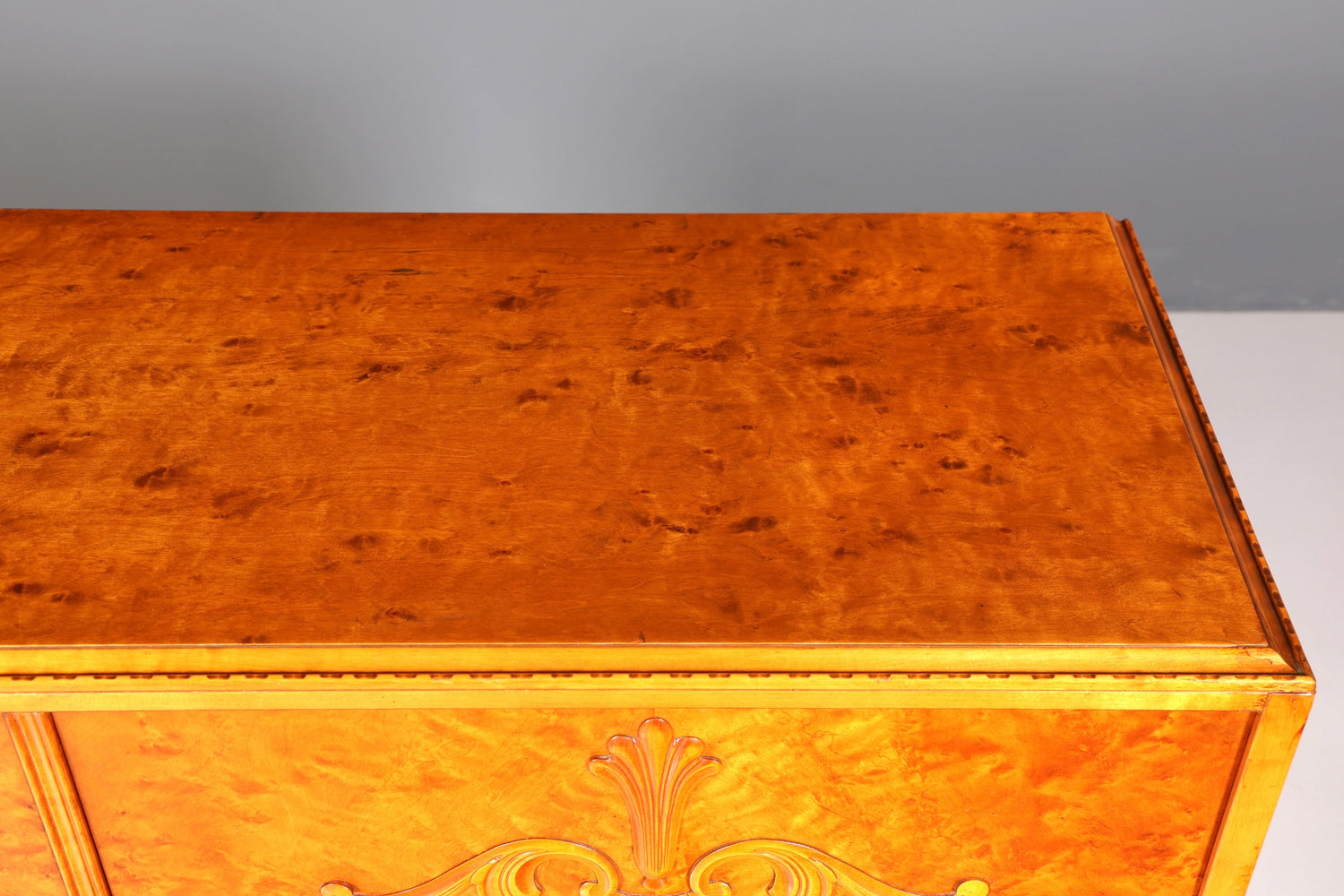 Stilvoller Original Art Deco Schrank Vertiko Sideboard um 1930 Highboard Kommode Aktenschrank Wäscheschrank