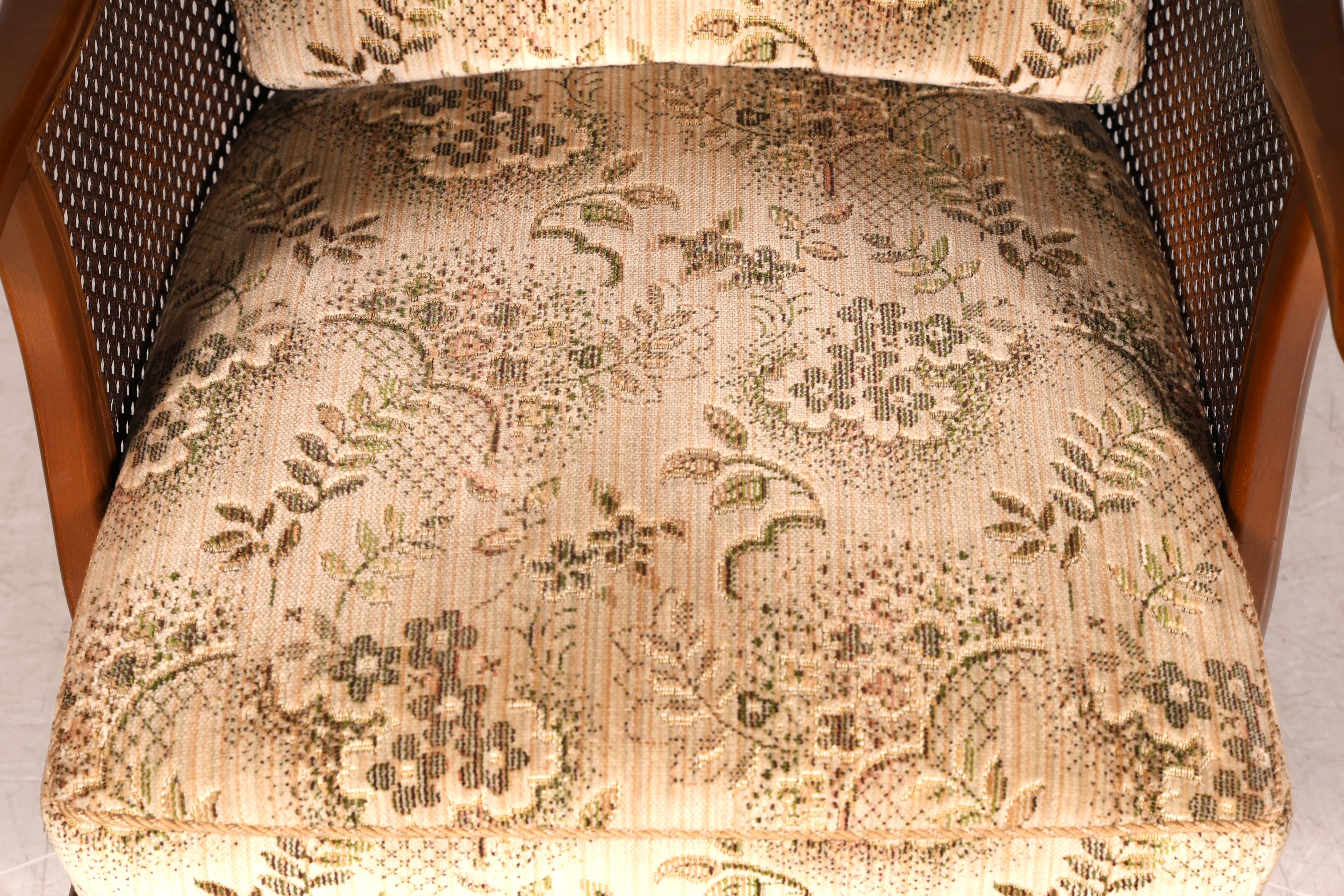 Eleganter Chippendale Armlehnstuhl Polstersessel Wiener Geflecht Antik Stil Salonstuhl Sitzmöbel