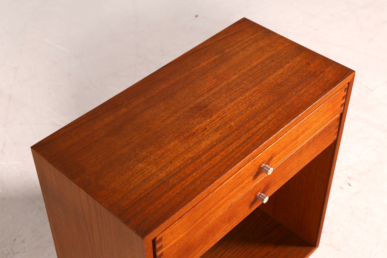 Wunderschöne Mid Century Teak Holz Nachttisch Danish Design Flurkommode Kommode 60s