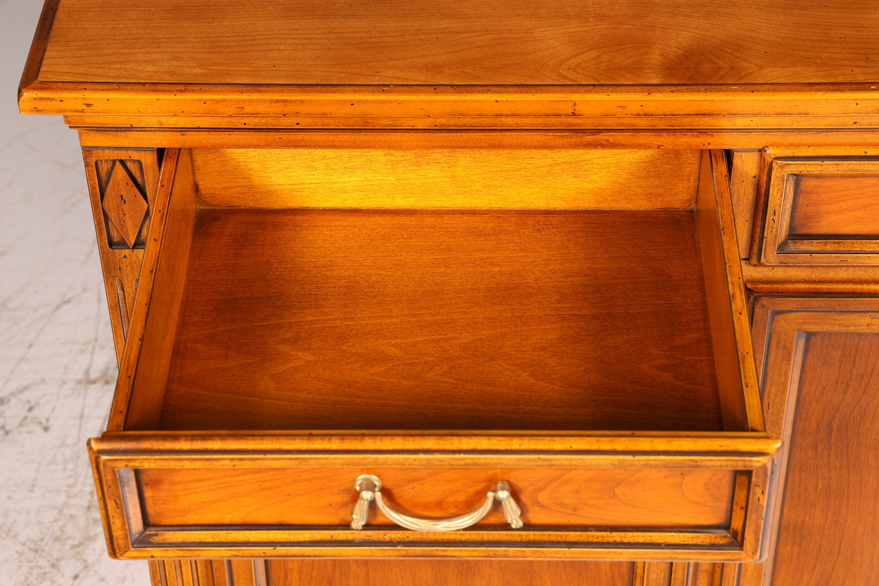 Wunderschöne Original Selva Kommode Villa Borghese Schrank Buffet Anrichte Sideboard Vintage