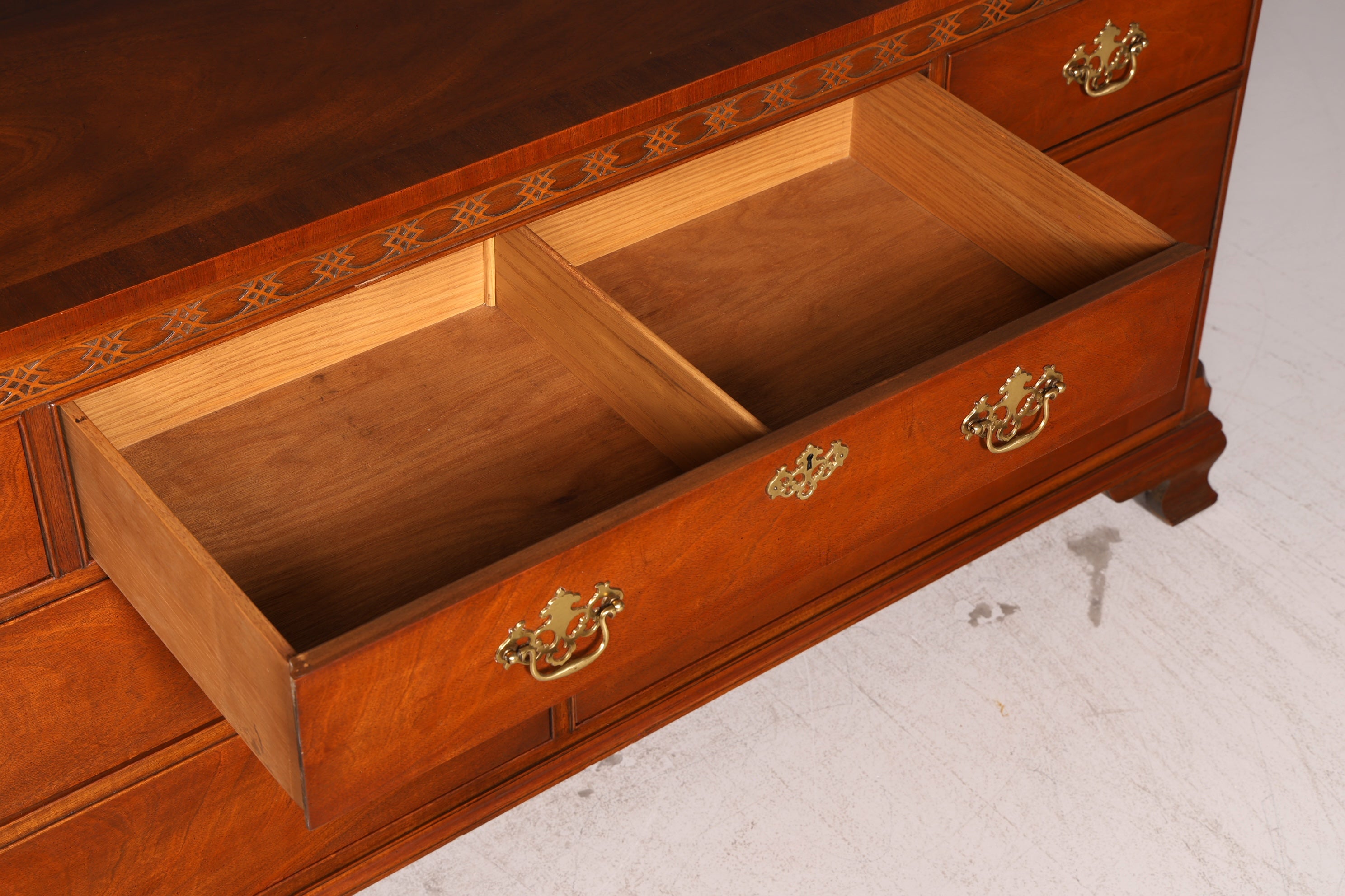 Wunderschöne Original Baker Furniture Chippendale Englisch Kommode Mahagoni Echt Holz USA Möbel Sideboard Anrichte Antik Stil