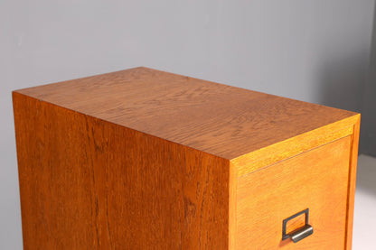 Traumhafter Mid Century Aktenschrank Vintage Apothekerschrank Bauhaus Schubladenkommode Vertiko