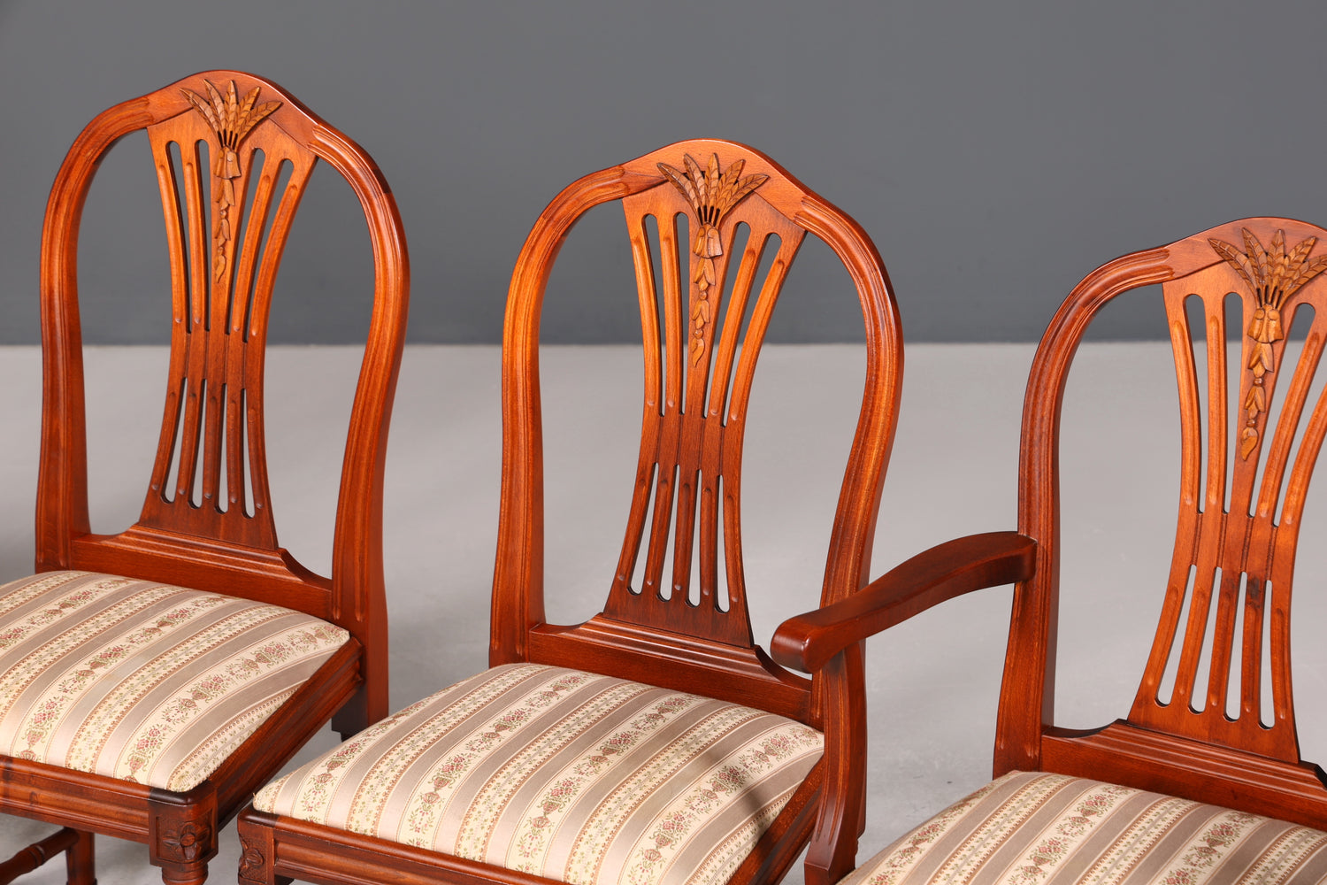 6x Traumhafte Stühle im Gustavianischer Stil Englisch Stil Küchenstühle Antik Stil Esszimmer Stuhl Set
