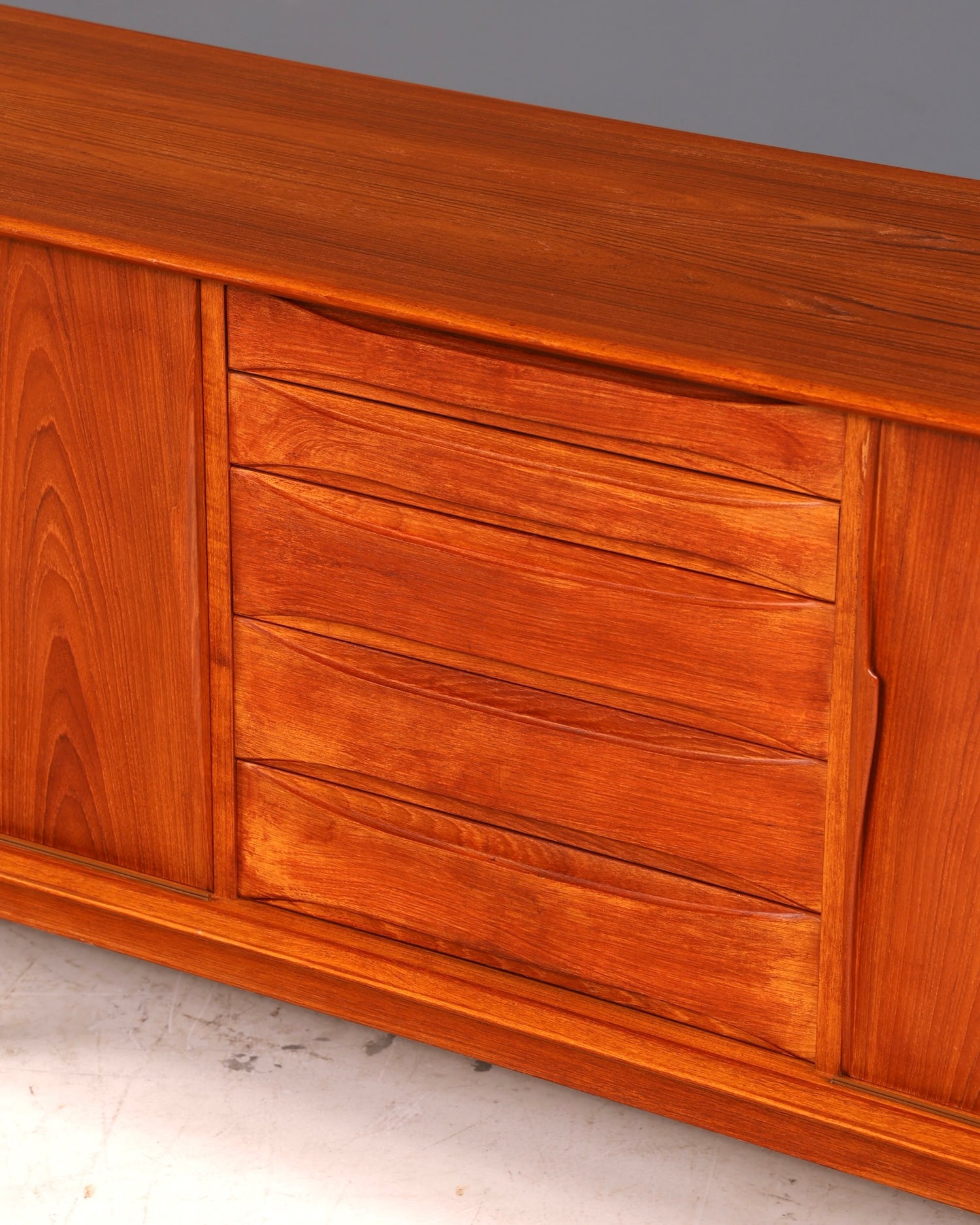 Beautiful Dyrlund mid-century teak sideboard, Danish design, vintage cabinet dresser