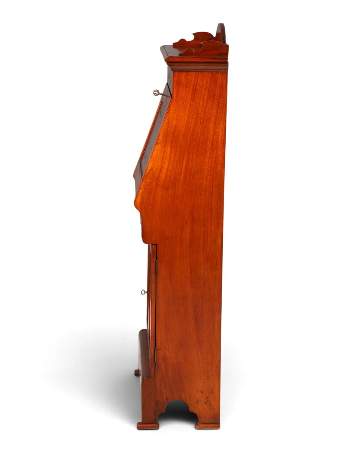 Hauptstadt Möblerei H922 Sekretär aus dunklem Holz in Seitenansicht mit klassischem Design und feiner Maserung