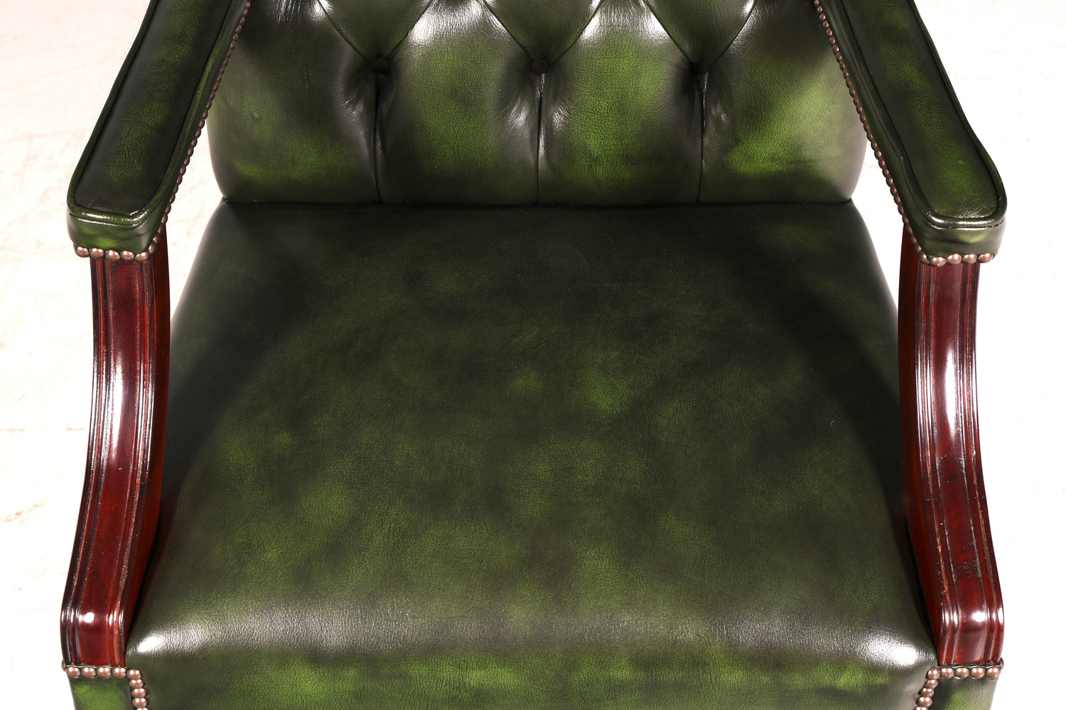 Wunderschöner Original Chesterfield Bürostuhl Grün Echt Leder Englisch Herrensessel Armlehnstuhl Drehsessel UK
