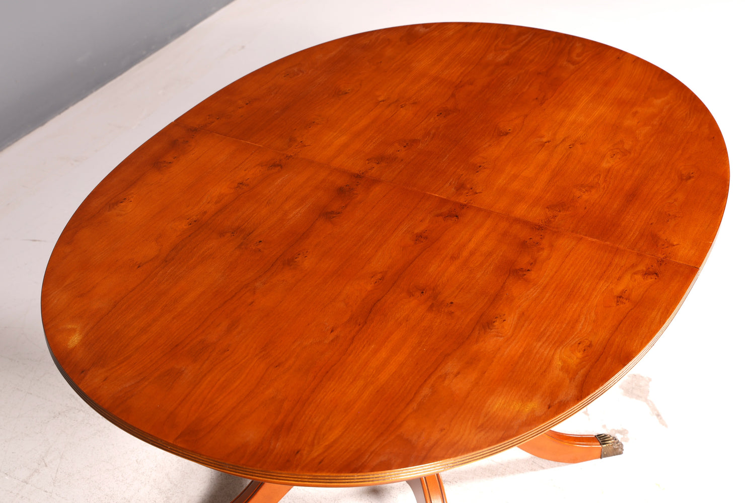 Wunderschöner Englischer Esstisch ausziehbar Eibe Tisch Esszimmertisch Küchentisch Oval Antik Vintage