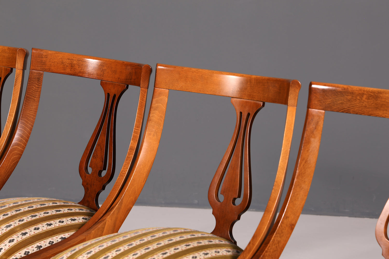 4x Edle Englische Stühle Englisch Dining Chairs Antik 60er Jahre Regency Küchenstühle Stuhlset