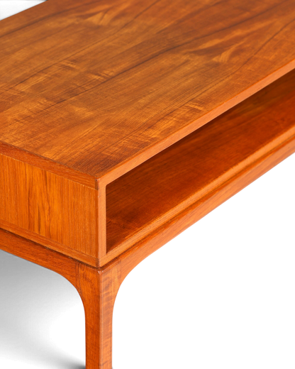 Wunderschöner Aksel Kjersgaard Beisteltlisch Mid Century Ablage Tisch Teak Holz Danish Design Nachttisch