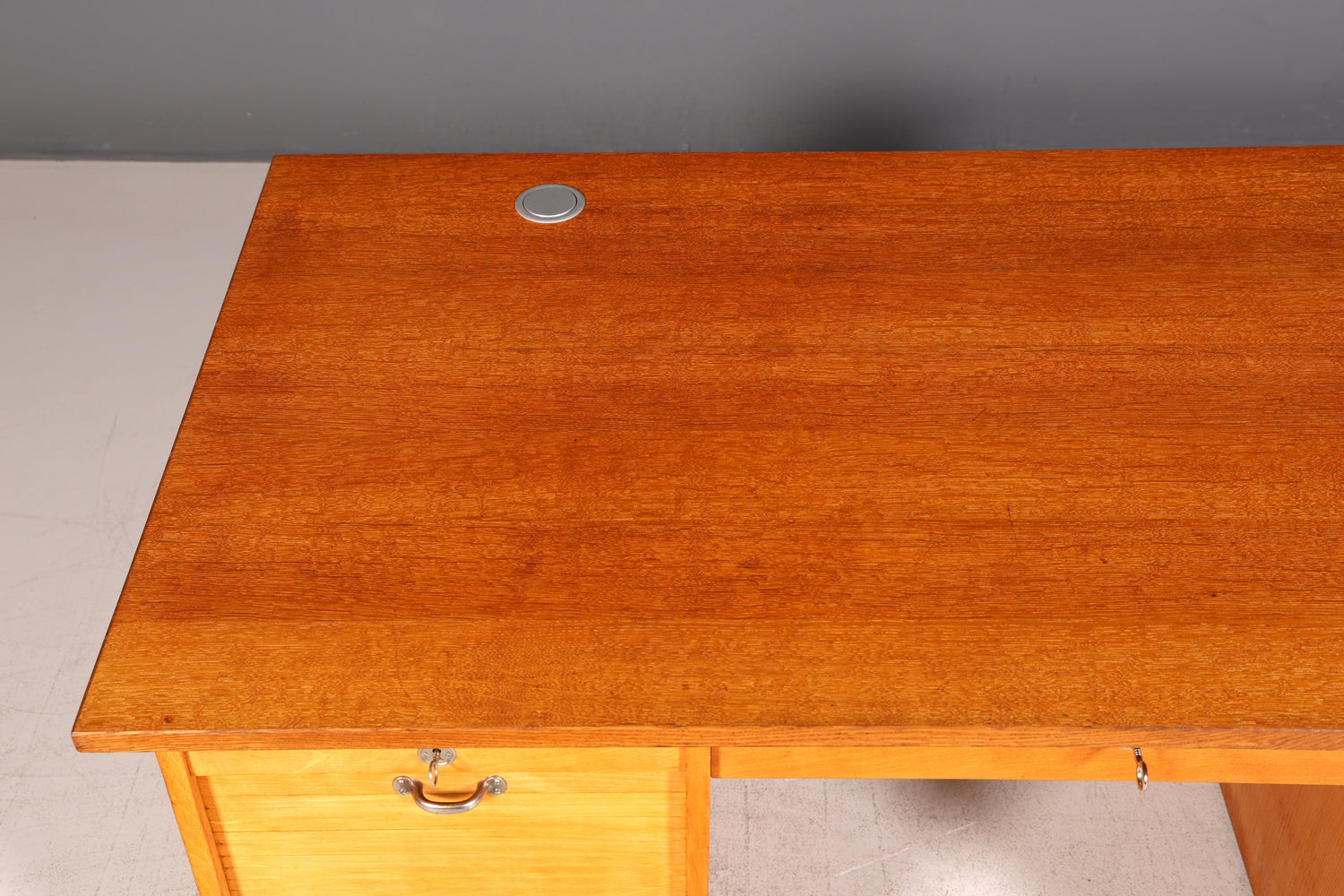 Wunderschöner Bauhaus Rollladen Schreibtisch Mid Century Echt Holz Bürotisch Office Table Vintage