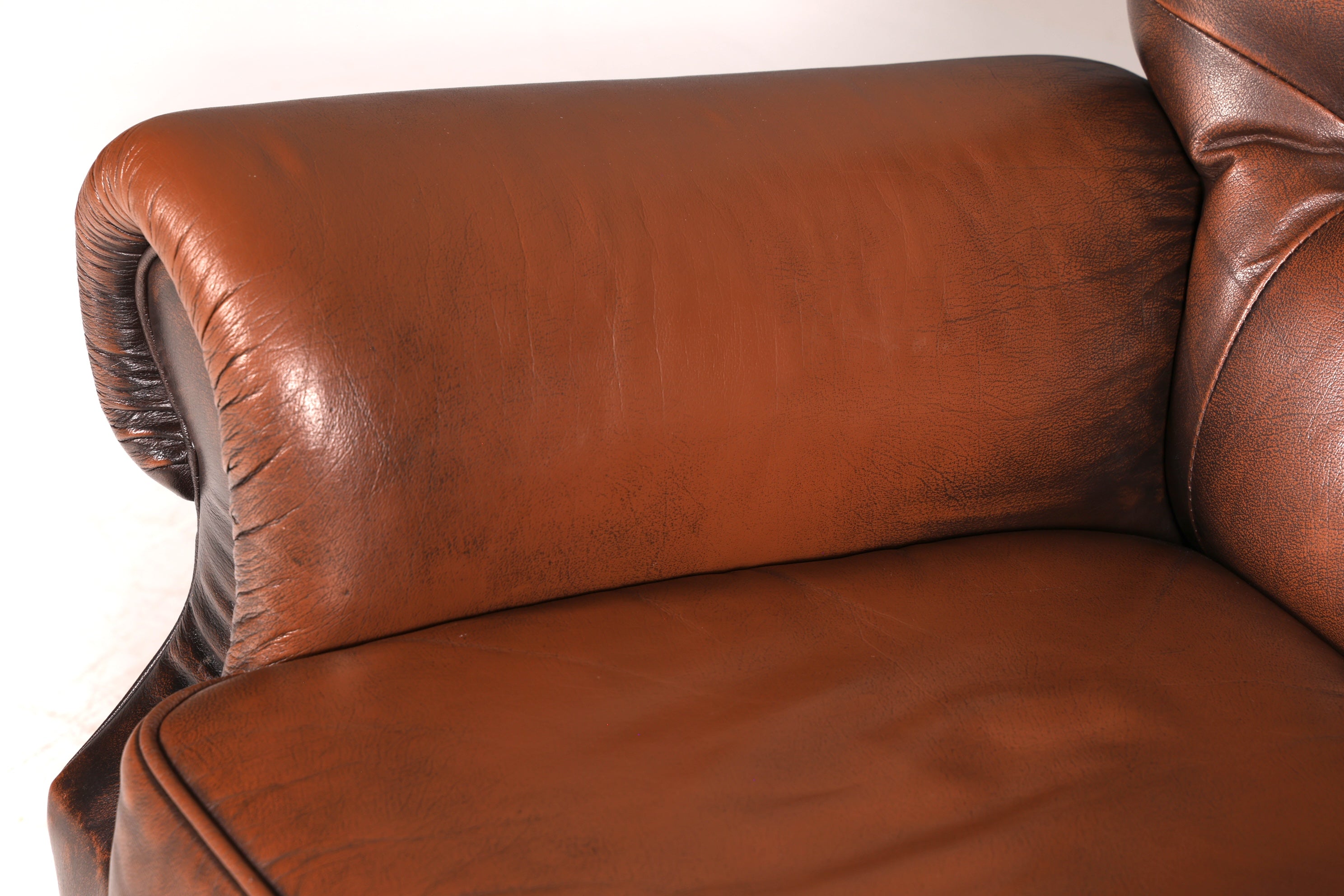 Wunderschöner Original Chesterfield Sessel Echt Leder Relaxsessel Englisch verstellbare Rückenlehne Herrensessel Lesesessel UK
