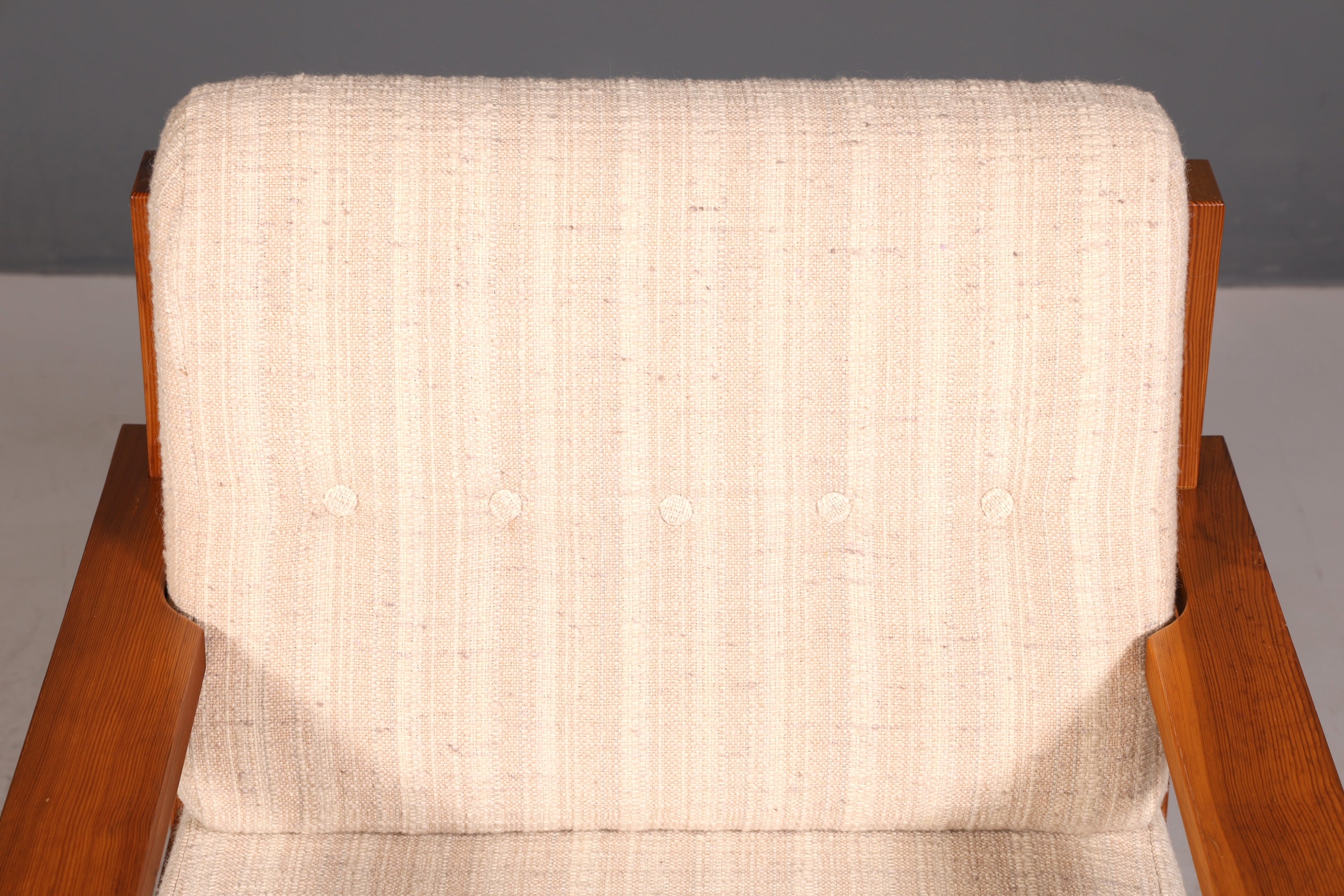 Schlichter Mid Century Sessel Danish Design Armlehnsessel echt Holz Relax Sessel 1 von 2