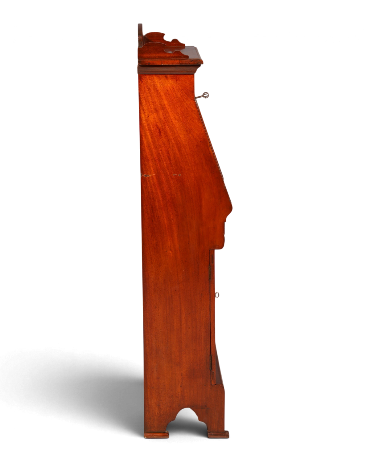 Hauptstadt Möblerei H922 Standuhr aus dunklem Holz in Seitenansicht mit klassischem Design