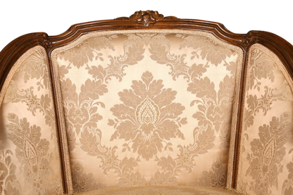 Hauptstadt Möblerei Chippendale Armlehnsessel im Barock Stil mit beigem Samtbezug und aufwendigem Ornamentmuster