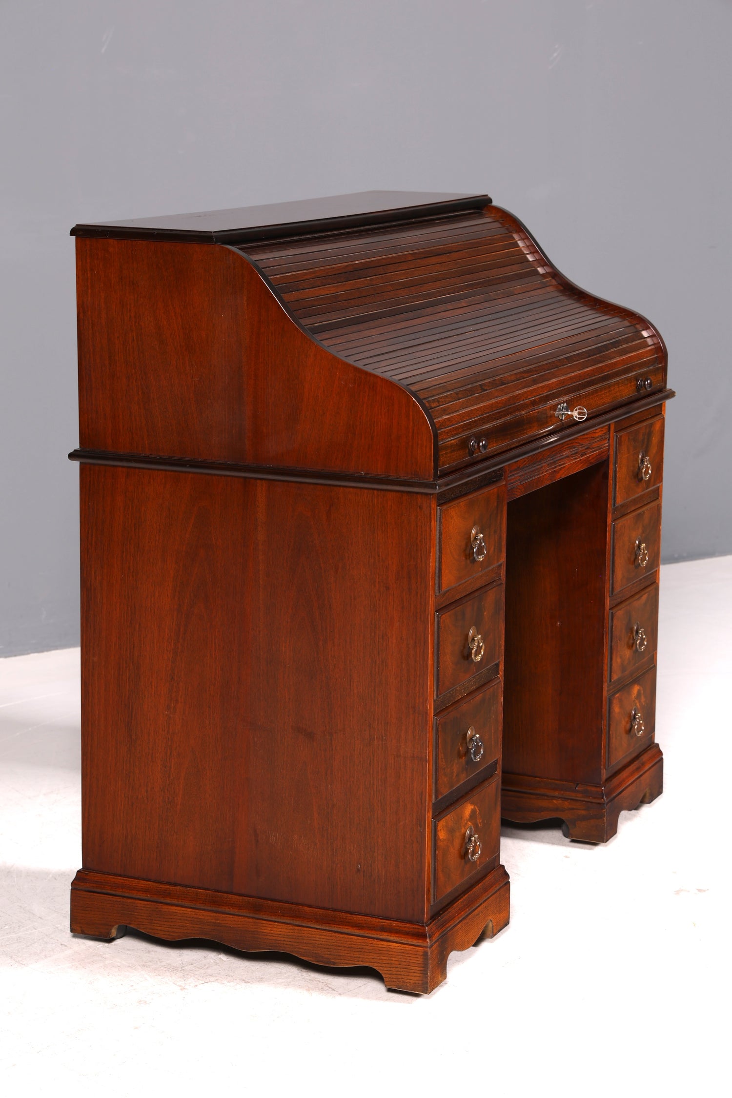 Wunderschöner Englischer Rollladen Schreibtisch Rolltop Desk Sekretär Antik echt Lederauflage Bürotisch Vintage