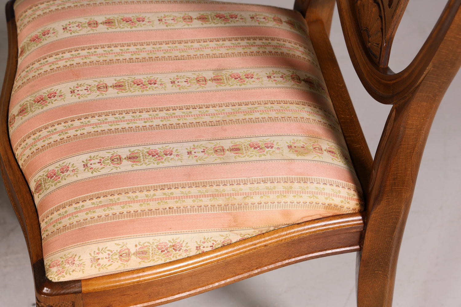 4x Traumhafte Stühle im Gustavianischer Stil Englisch Stil Küchenstühle Antik Stil Esszimmer Stuhl Set