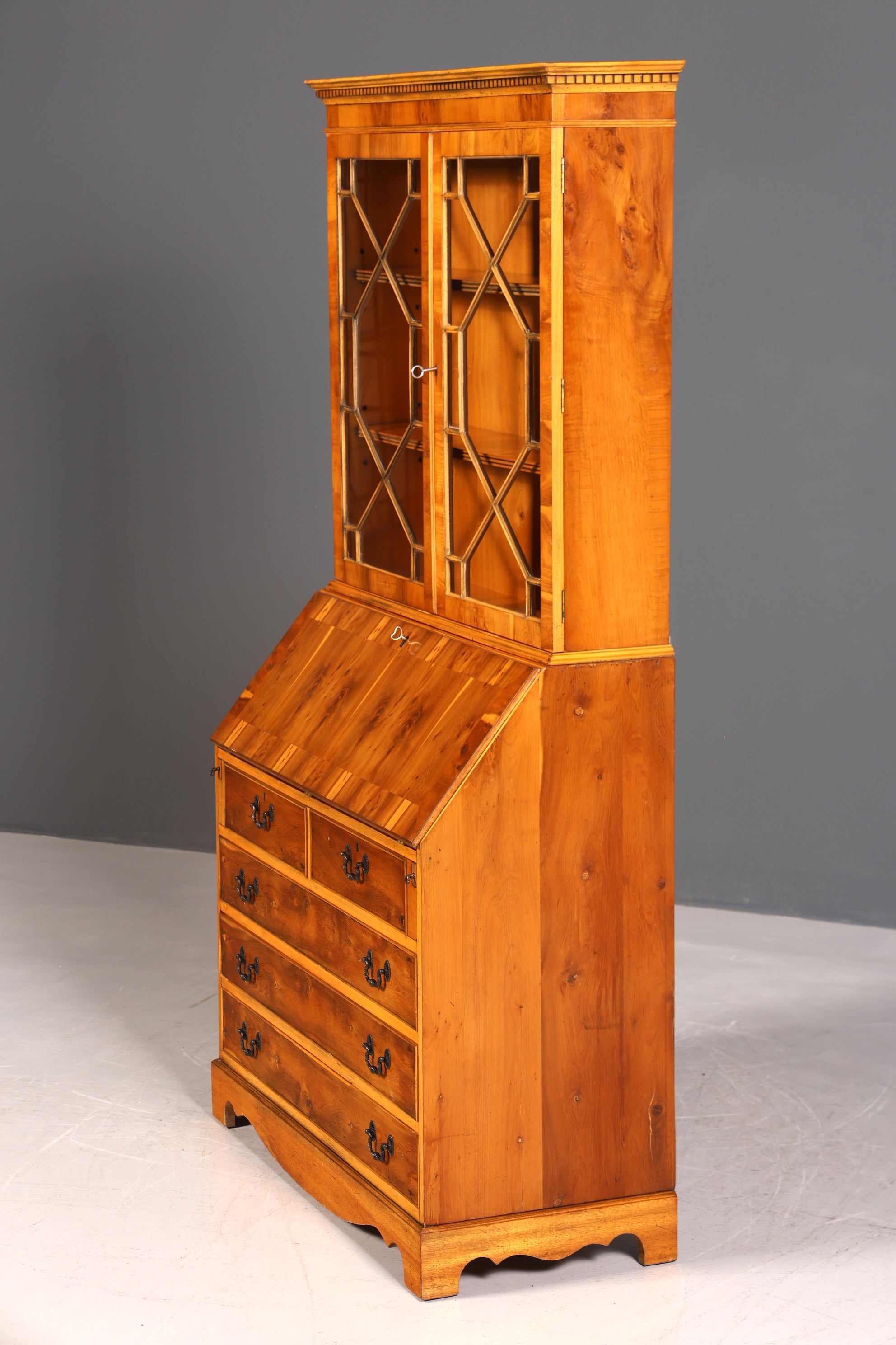 G011 Finish cm, Stilvoller Englischer Sekretär Büro Aufsatzsekretär Eibe Antik Stil Vitrinen Schrank UK