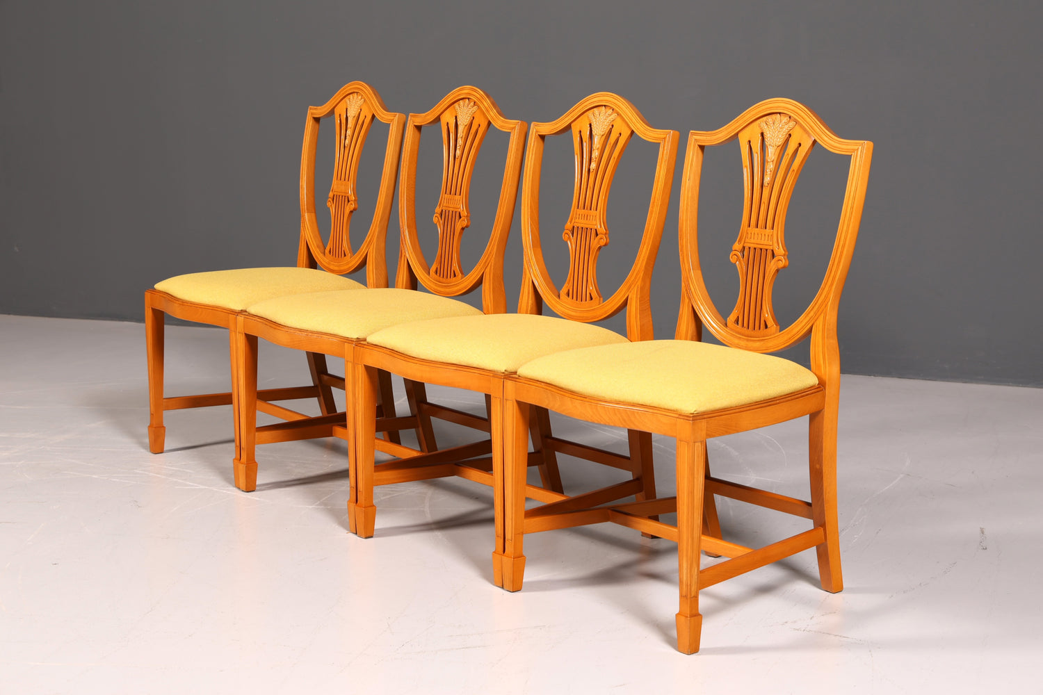 4x Edle Englische Stühle Englisch Dining Chairs Antik 60er Jahre Regency Küchenstühle Stuhlset