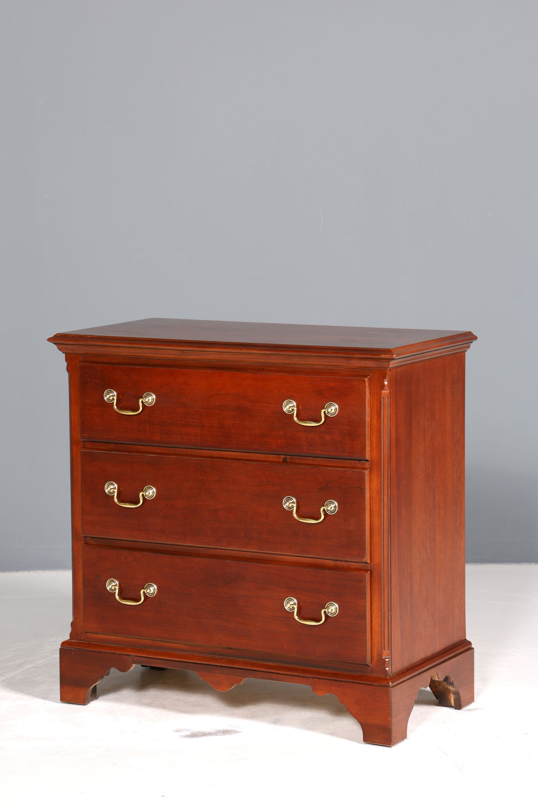 Stilvolle Kommode der Marke Drexel Heritage USA Antik Stil Sideboard Schubladenkommode 2 von 2