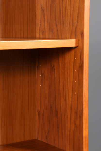 Schlichtes Mid Century Regal &quot;Made in Denmark&quot; Bücherregal Retro Schrank Danish Design Kommode